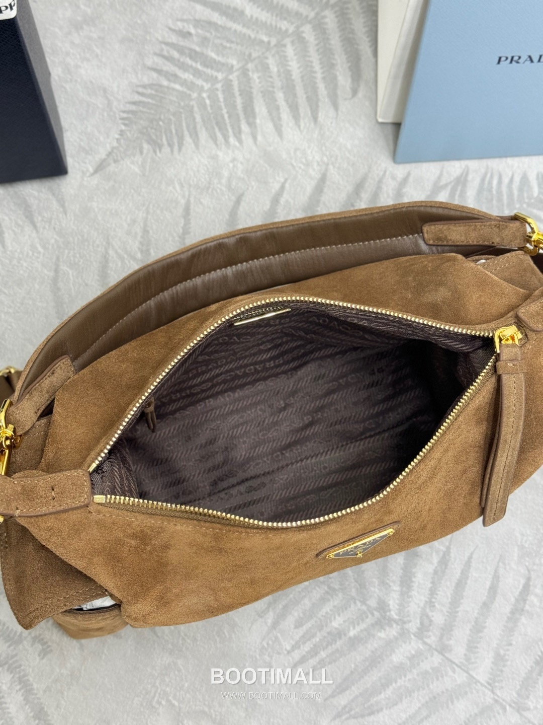 Prada Re-Nylon Calfskin Backpack with Multi Pocket Strap Detail 프라다 리나일론 카프스킨 멀티포켓 스트랩 1BC264 32cm 8