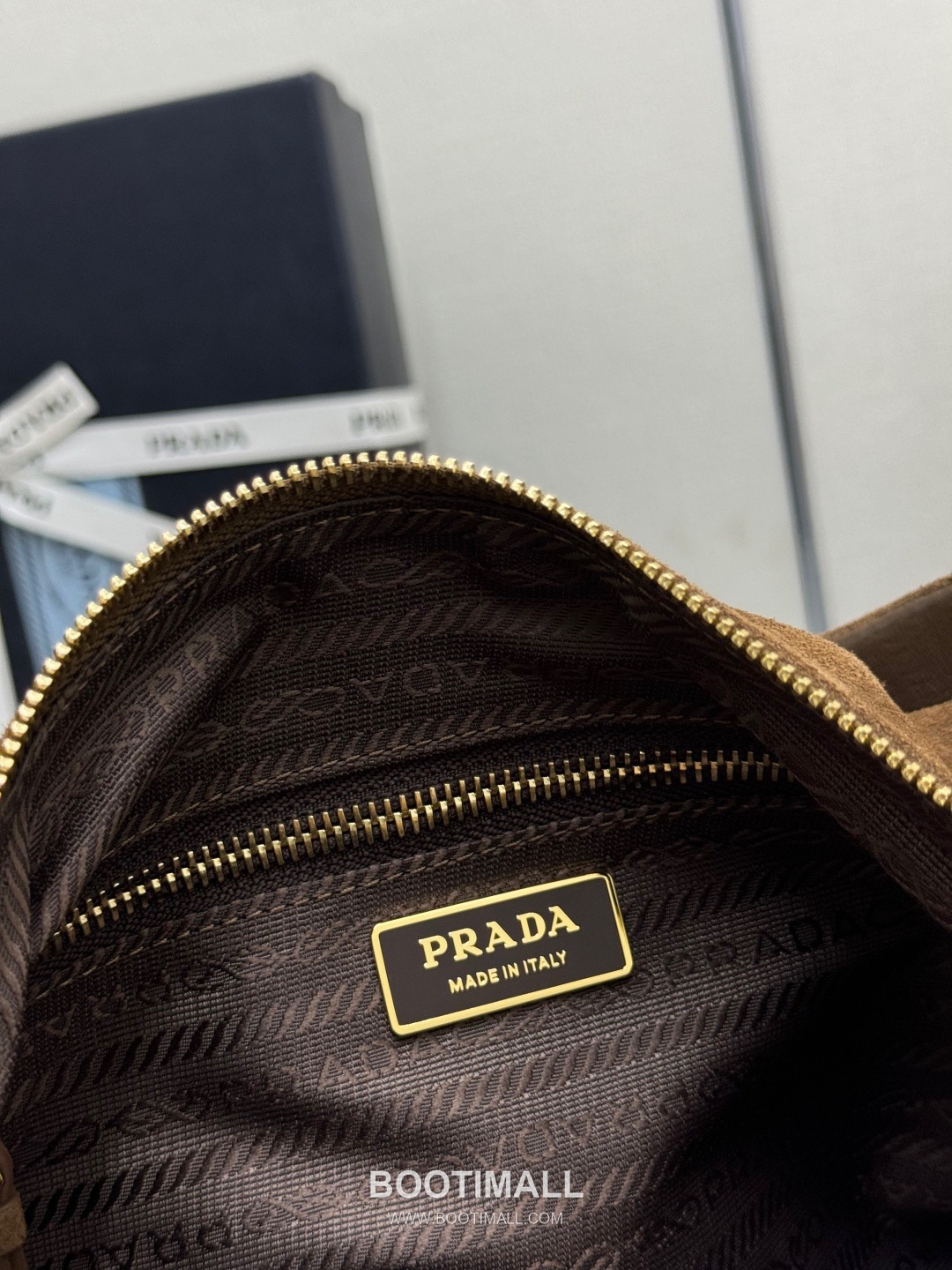 Prada Re-Nylon Calfskin Backpack with Multi Pocket Strap Detail 프라다 리나일론 카프스킨 멀티포켓 스트랩 1BC264 32cm 9