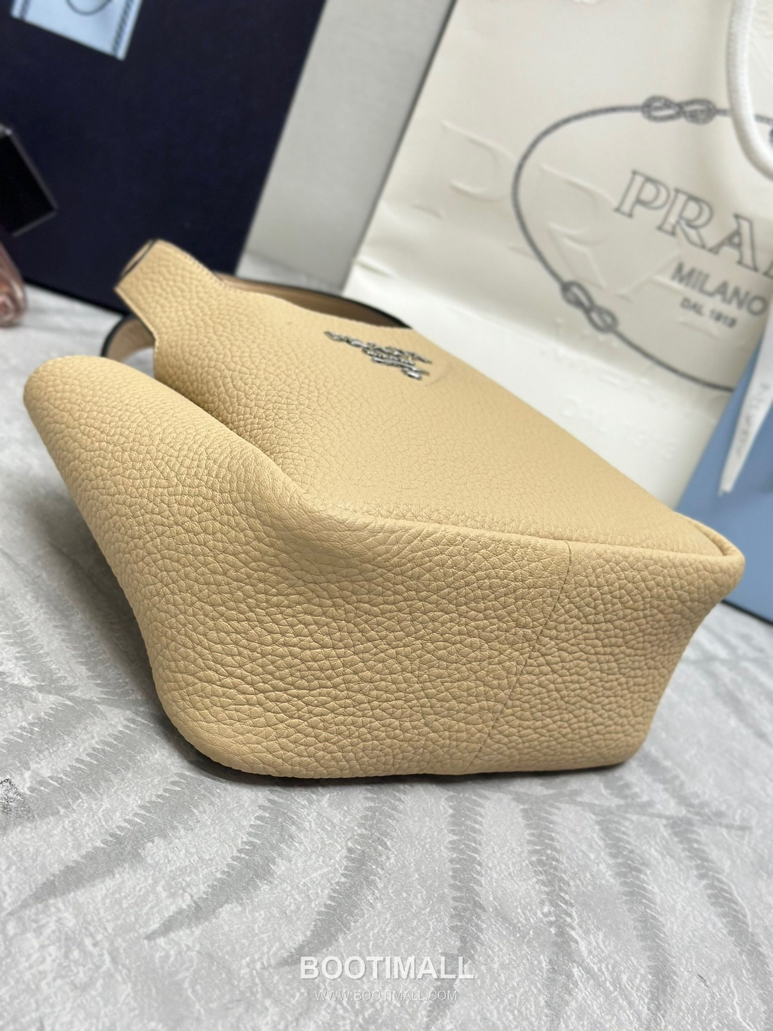 Prada Mini Deer Grain Calfskin Bucket Bag with Gold Hardware Detail 프라다 미니 디어그레인 카프스킨 버킷백 금속디테일 1BA349 18cm 5