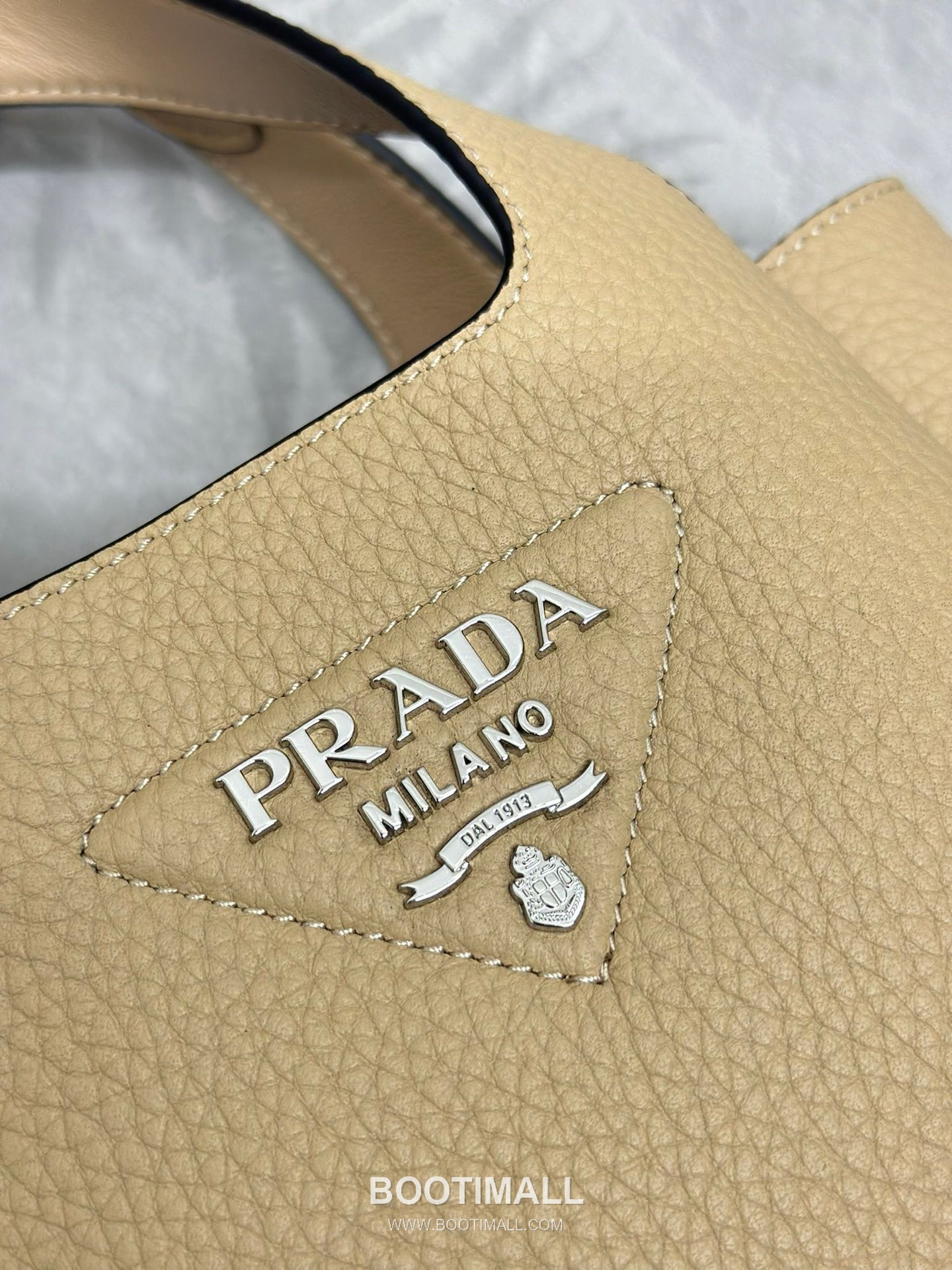 Prada Mini Deer Grain Calfskin Bucket Bag with Gold Hardware Detail 프라다 미니 디어그레인 카프스킨 버킷백 금속디테일 1BA349 18cm 7