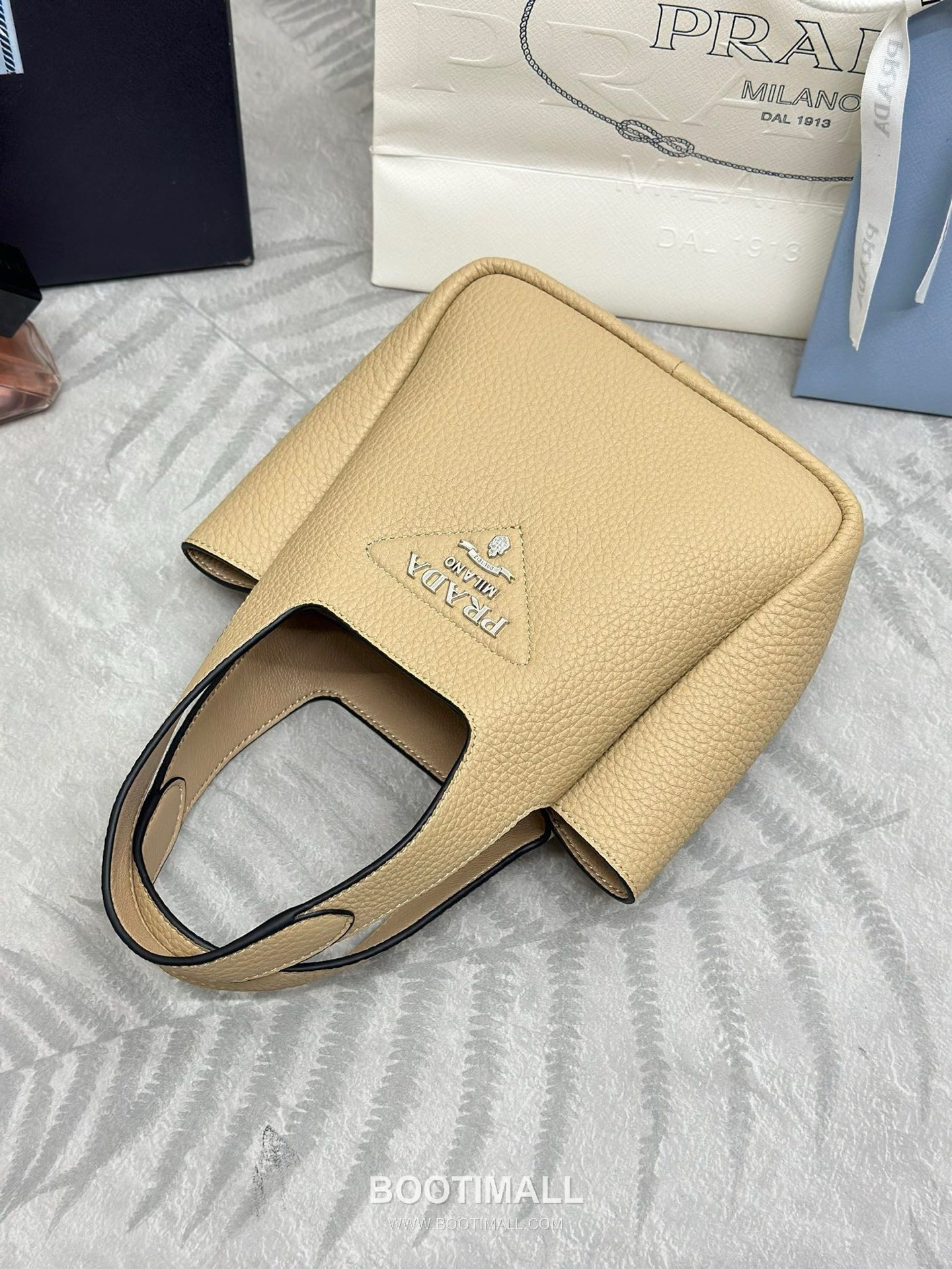 Prada Mini Deer Grain Calfskin Bucket Bag with Gold Hardware Detail 프라다 미니 디어그레인 카프스킨 버킷백 금속디테일 1BA349 18cm 9