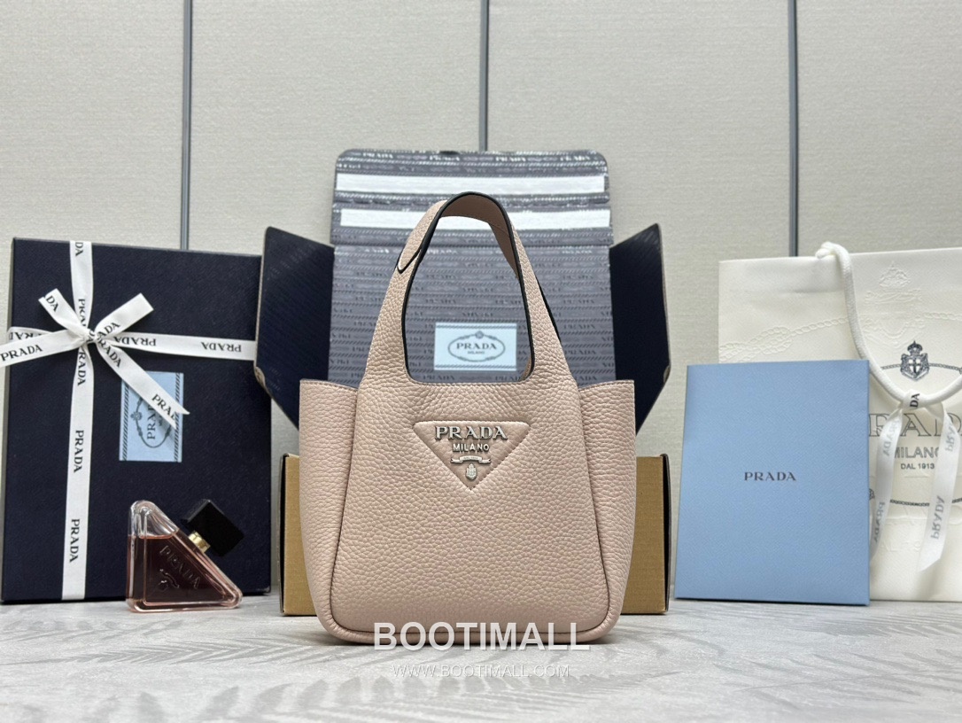 Prada Mini Deer Grain Calfskin Bucket Bag with Gold Hardware Detail 프라다 미니 디어그레인 카프스킨 버킷백 금속디테일 1BA349 18cm 1