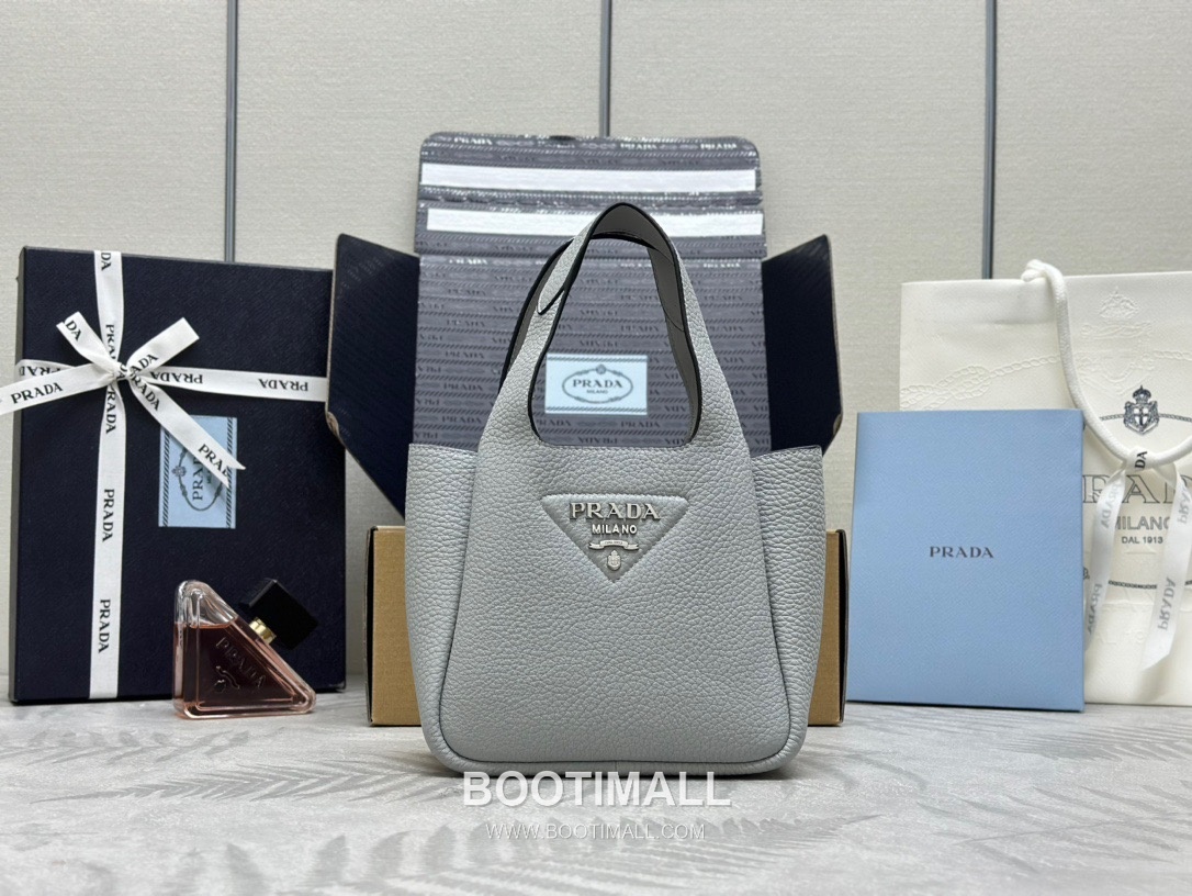 Prada Mini Deer Grain Calfskin Bucket Bag with Gold Hardware Detail 프라다 미니 디어그레인 카프스킨 버킷백 금속디테일 1BA349 18cm 1