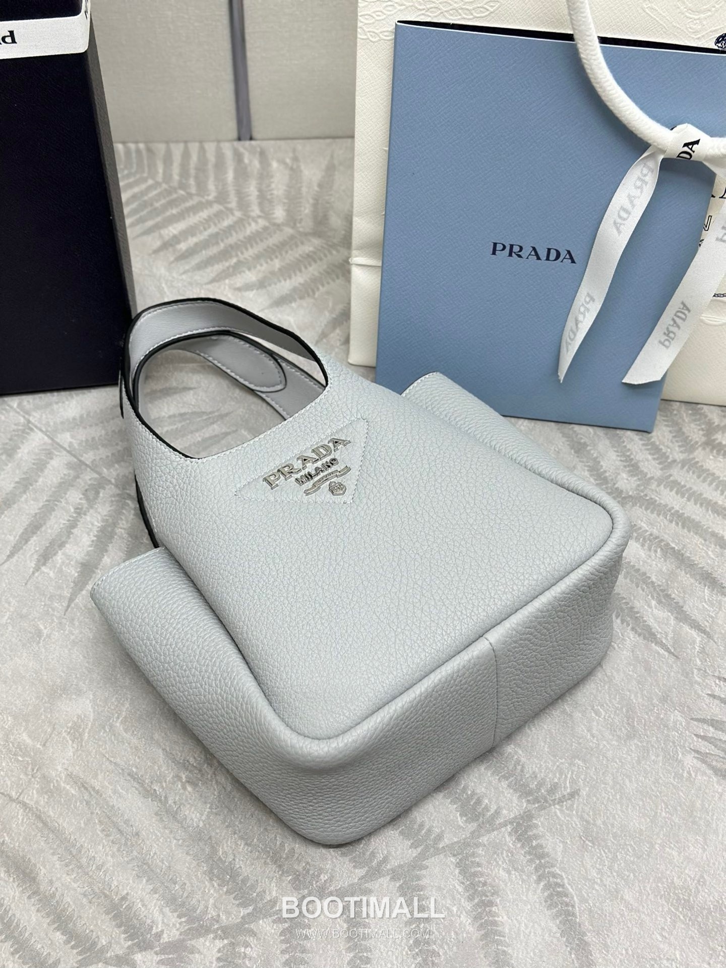 Prada Mini Deer Grain Calfskin Bucket Bag with Gold Hardware Detail 프라다 미니 디어그레인 카프스킨 버킷백 금속디테일 1BA349 18cm 4