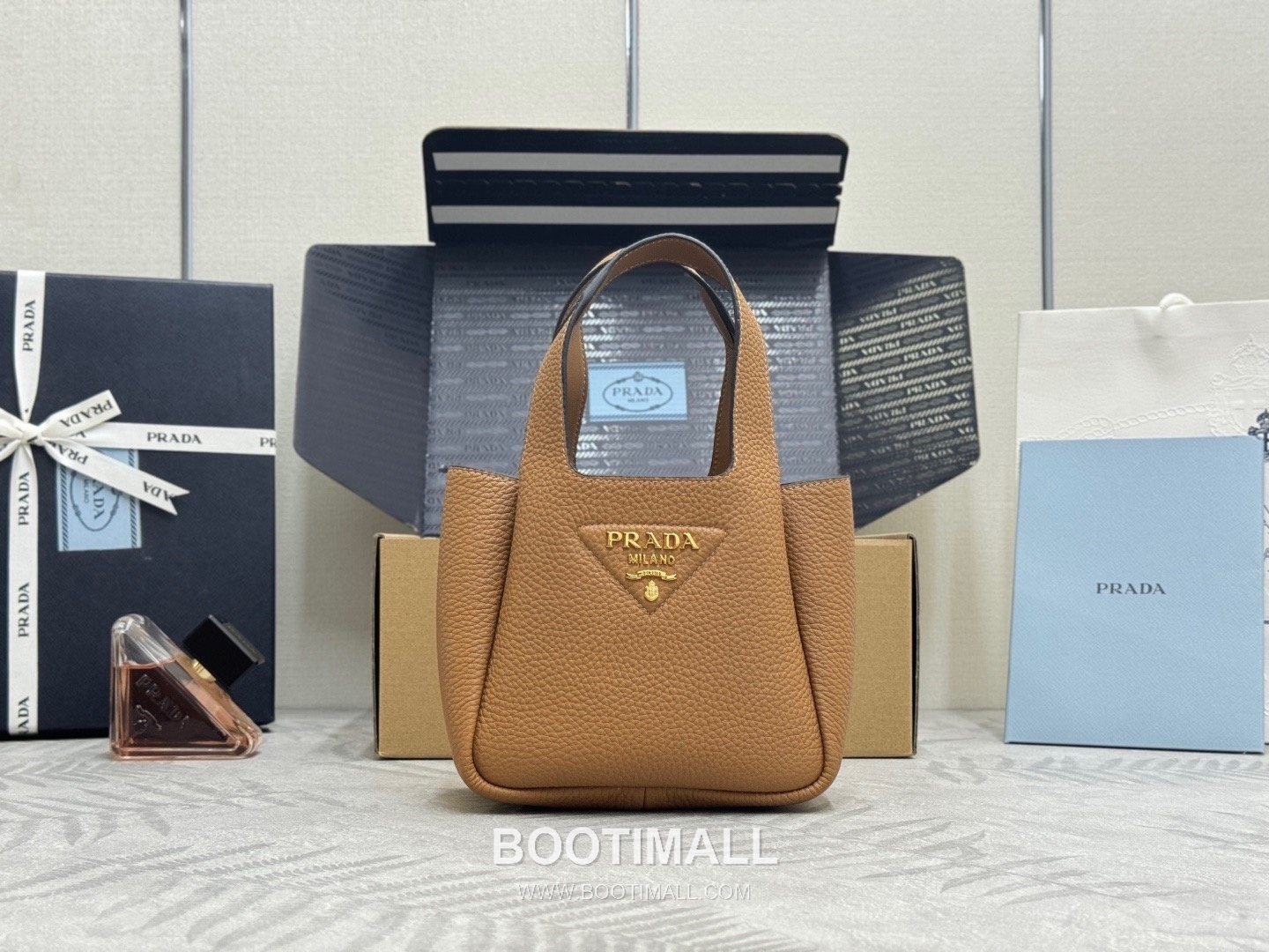 Prada Mini Deer Grain Calfskin Bucket Bag with Gold Hardware Detail 프라다 미니 디어그레인 카프스킨 버킷백 금속디테일 1BA349 18cm 1