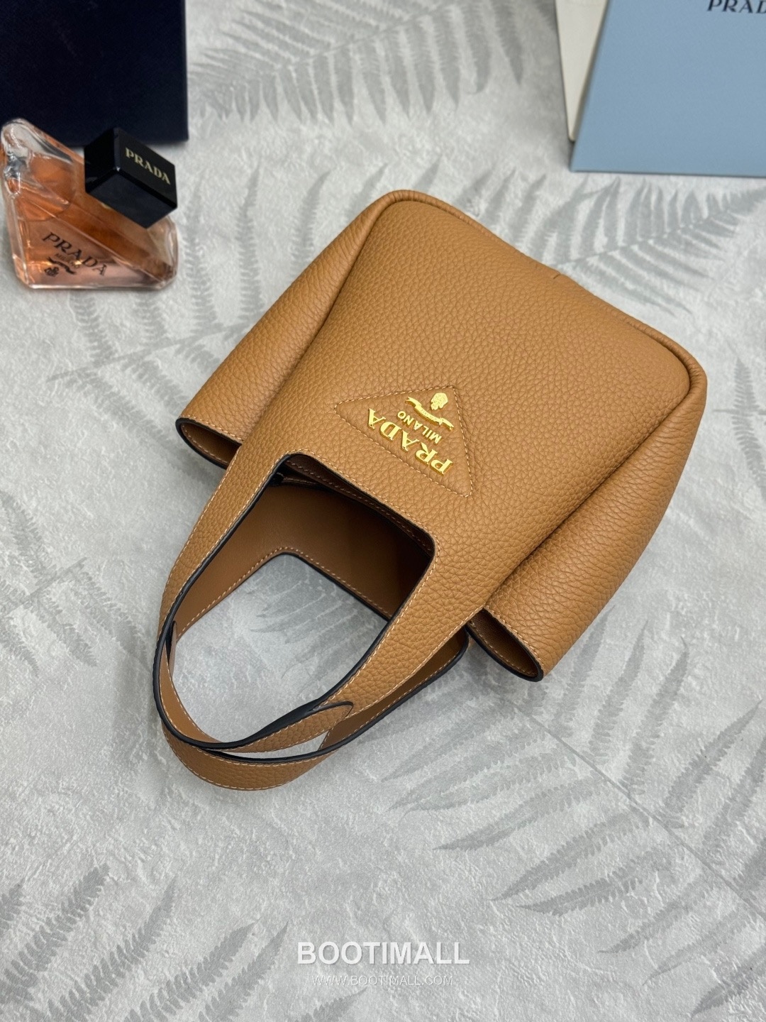 Prada Mini Deer Grain Calfskin Bucket Bag with Gold Hardware Detail 프라다 미니 디어그레인 카프스킨 버킷백 금속디테일 1BA349 18cm 5