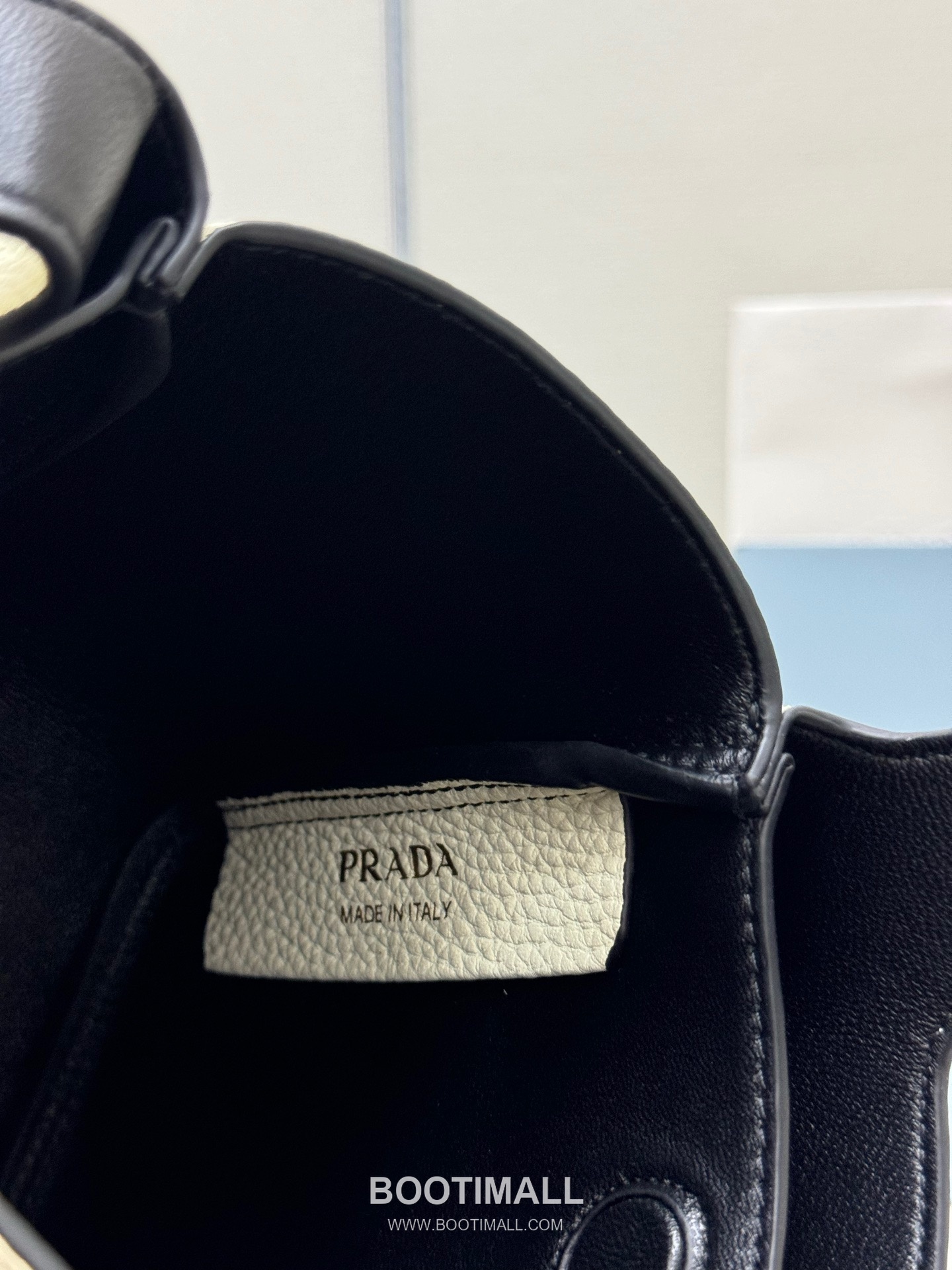 Prada Mini Deer Grain Calfskin Bucket Bag with Gold Hardware Detail 프라다 미니 디어그레인 카프스킨 버킷백 금속디테일 1BA349 18cm 9