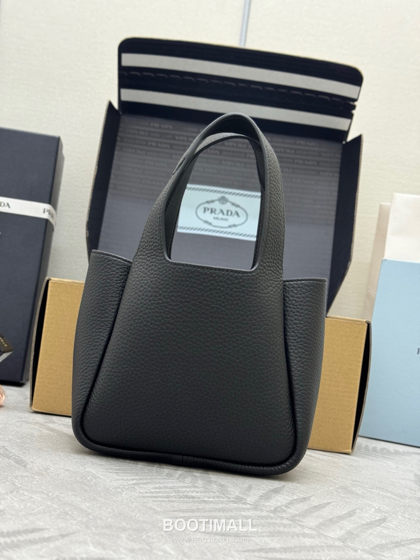 Prada Mini Deer Grain Calfskin Bucket Bag with Gold Hardware Detail 프라다 미니 디어그레인 카프스킨 버킷백 금속디테일 1BA349 18cm 2