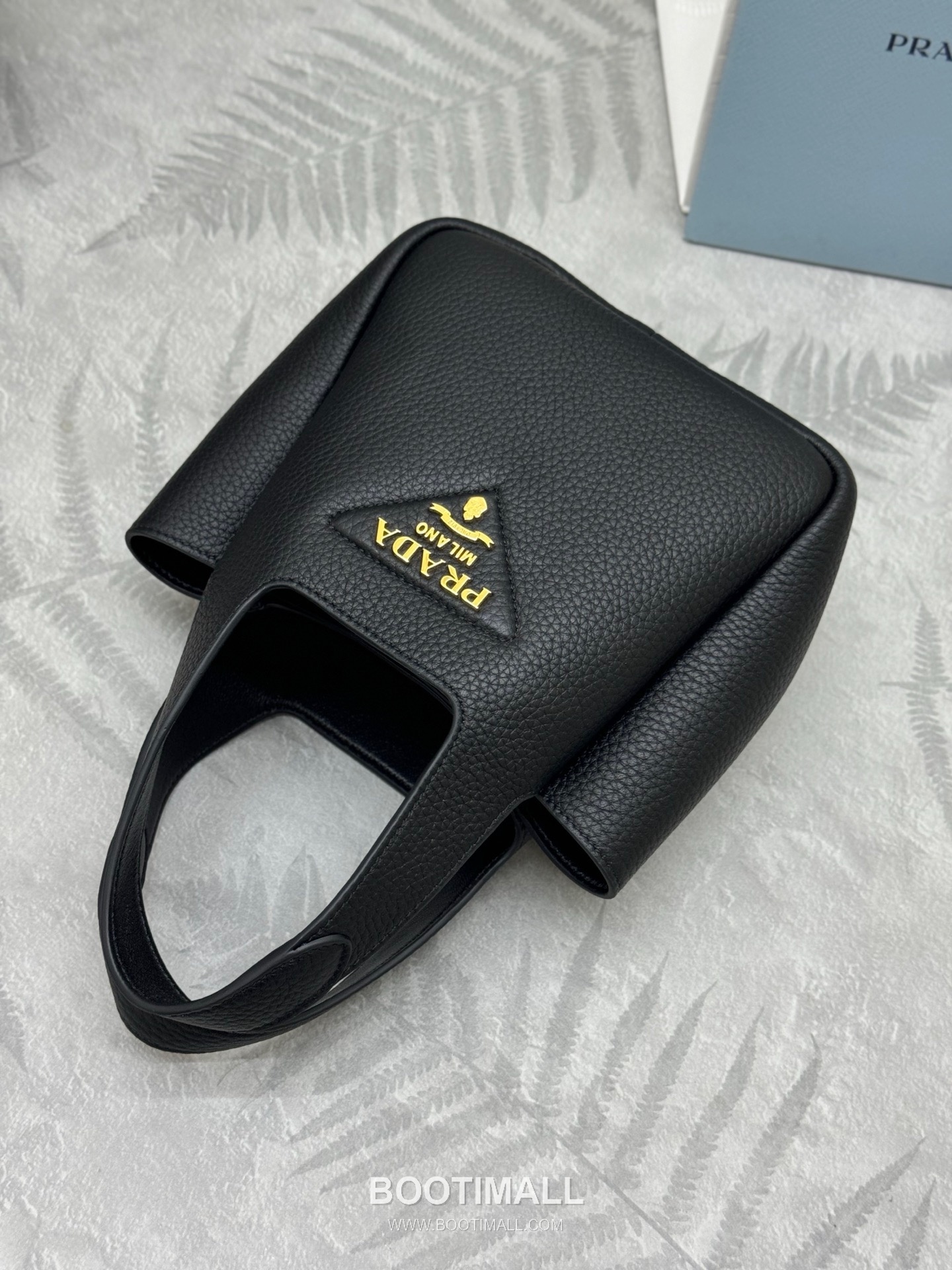 Prada Mini Deer Grain Calfskin Bucket Bag with Gold Hardware Detail 프라다 미니 디어그레인 카프스킨 버킷백 금속디테일 1BA349 18cm 6