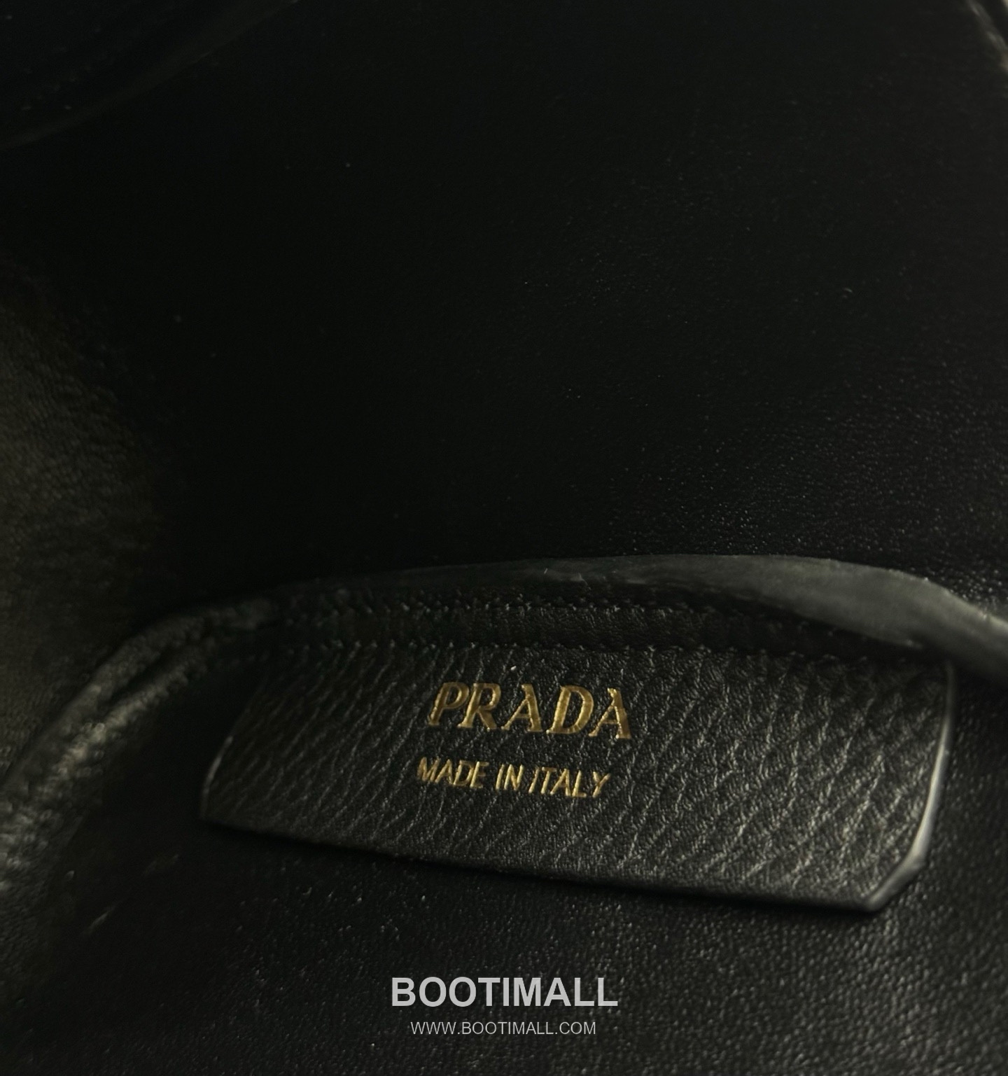 Prada Mini Deer Grain Calfskin Bucket Bag with Gold Hardware Detail 프라다 미니 디어그레인 카프스킨 버킷백 금속디테일 1BA349 18cm 9