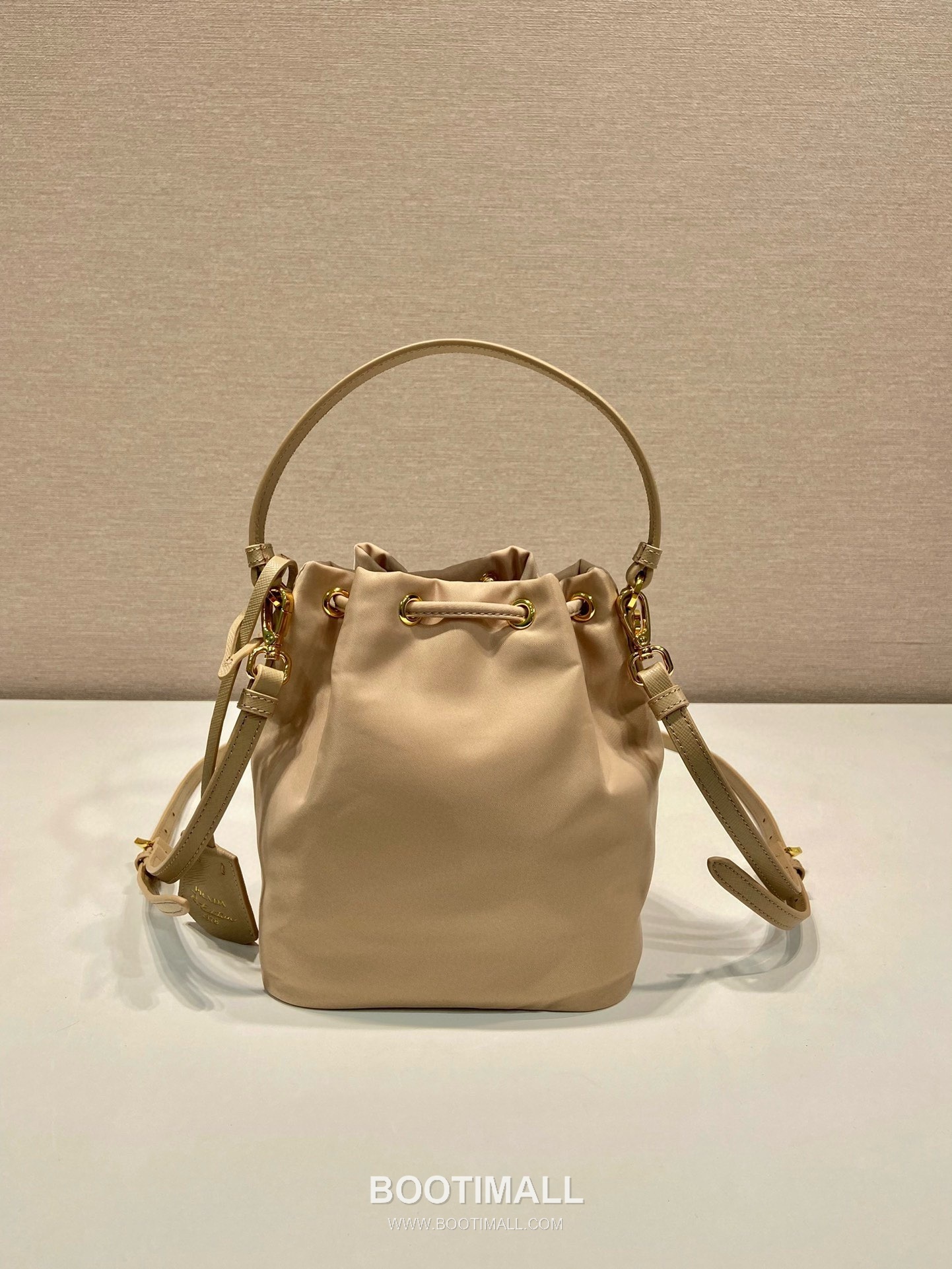 Prada Nylon Bucket Bag with Calfskin Strap Triangle Logo Key Charm Detail 프라다 나일론 카프스킨 스트랩 트라이앵글 로고 키참 버킷백 1BE067 15.5cm 5