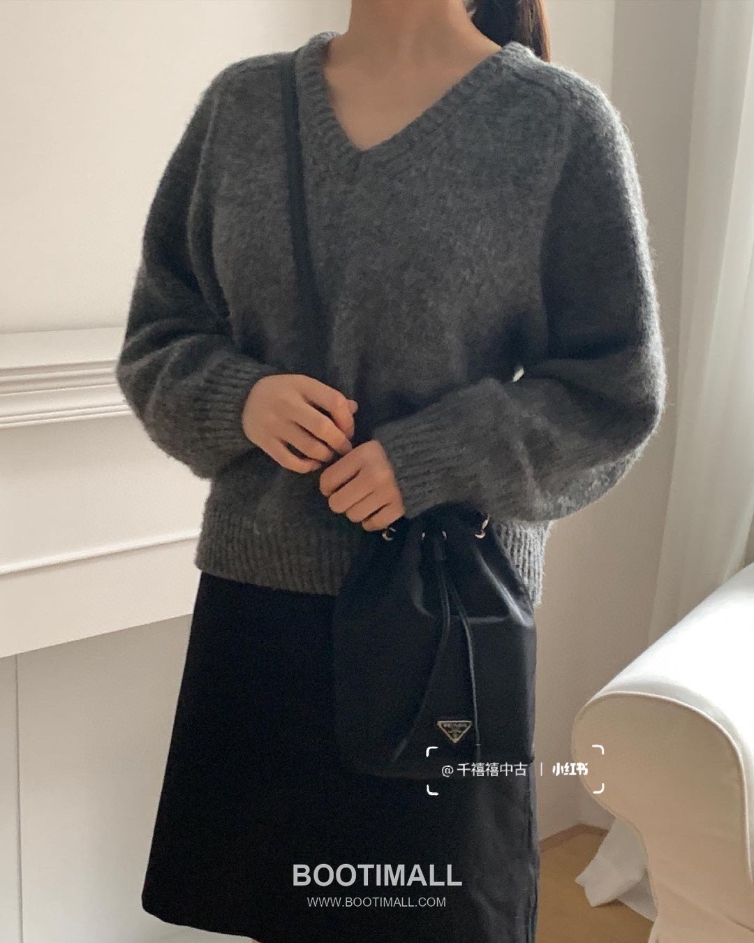 Prada Nylon Bucket Bag with Dual Calfskin Strap Triangle Logo Detail 프라다 나일론 듀얼 카프스킨 스트랩 트라이앵글 로고 버킷백 1BA038B 17cm 1