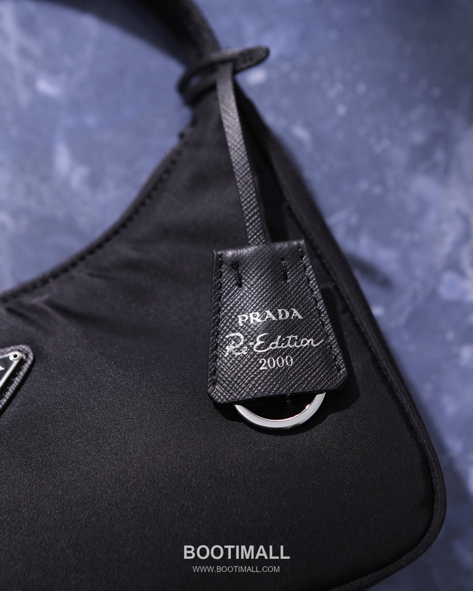 Prada Parachute Nylon Hobo Bag with Steel Triangle Logo Key Charm Strap Detail 프라다 패러슈트 나일론 스틸 트라이앵글 로고 키참 스트랩 호보백 1NE515 22cm 24