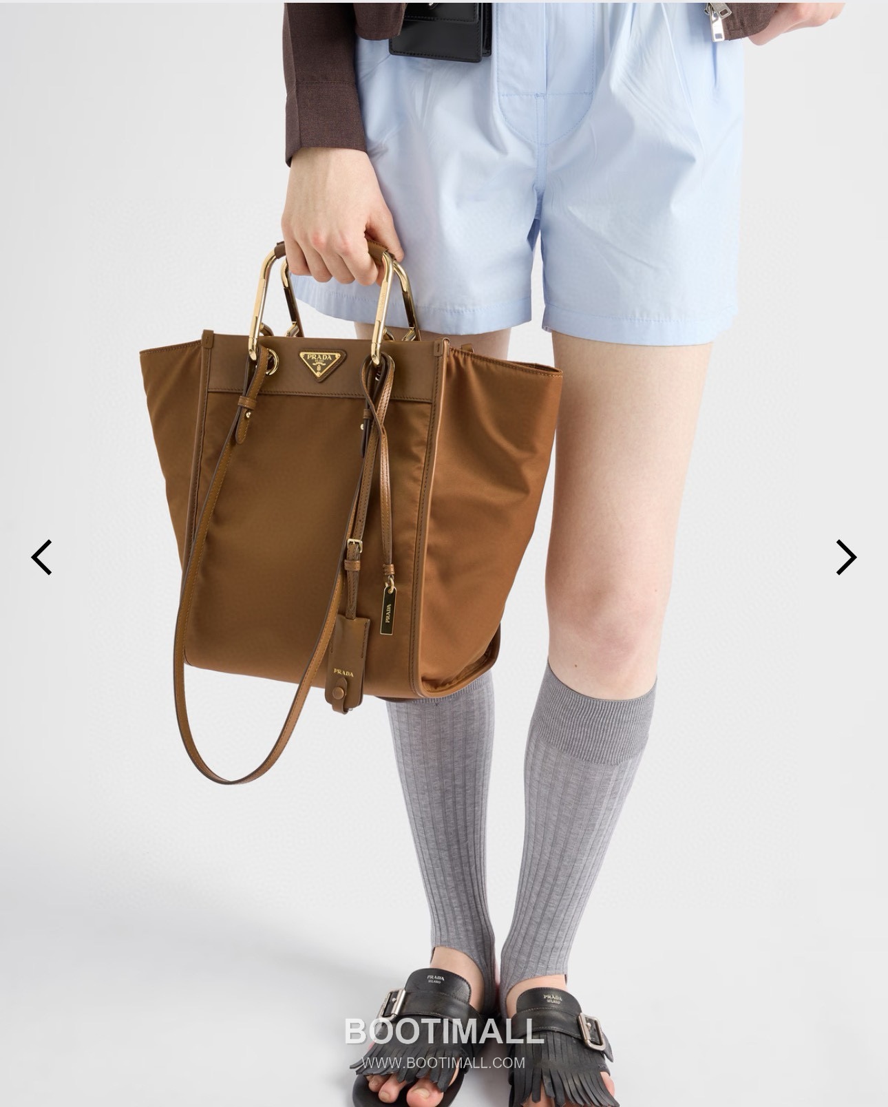 Prada Re-Nylon Geometric Tote Bag with Leather Handle Triangle Logo Detail 프라다 리나일론 지오메트릭 레더 핸들 트라이앵글 로고 토트백 1BG578 23cm 2