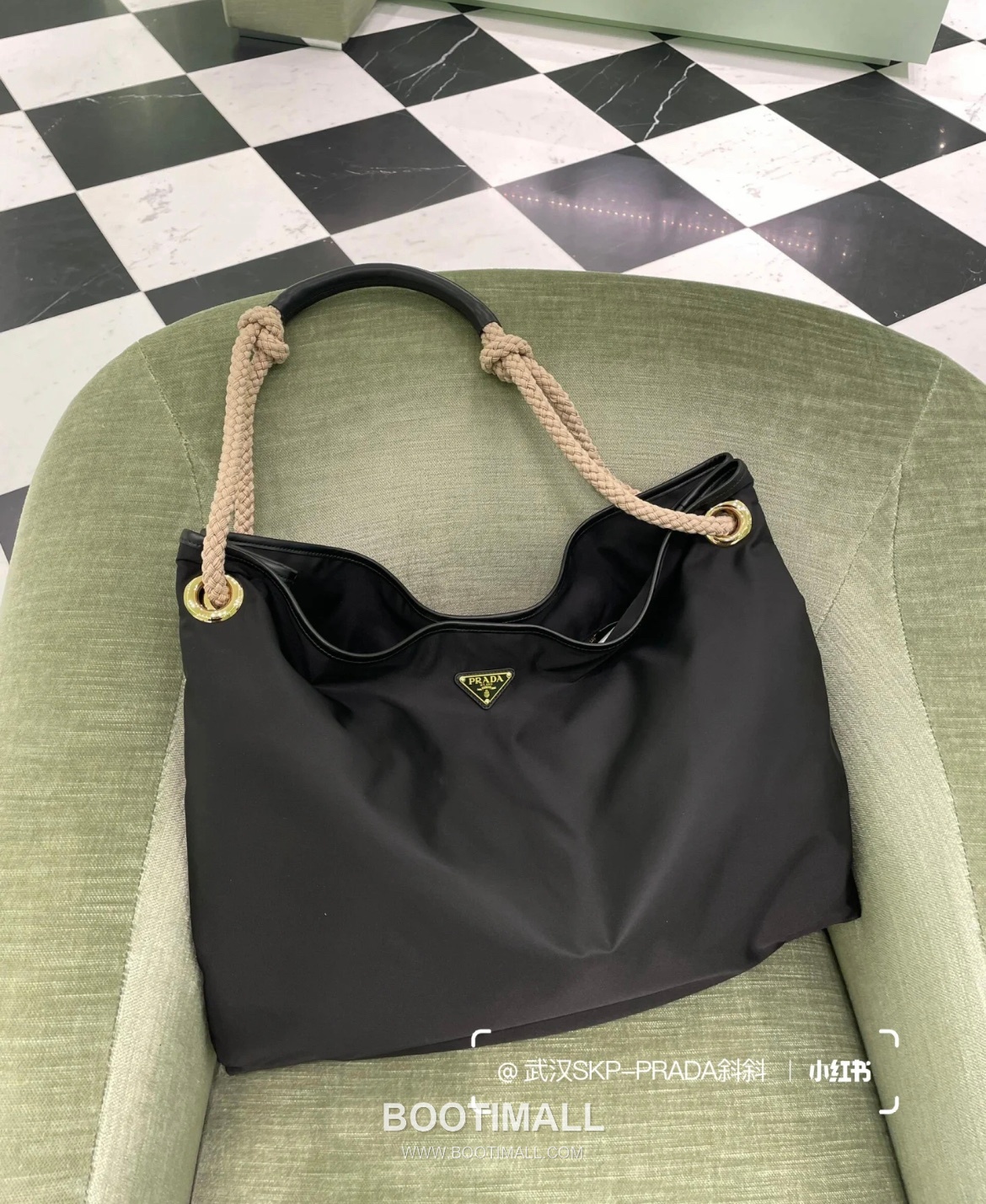 Prada Re-Nylon Oversize Tote Bag with Rope Handle Triangle Logo Detail 프라다 리나일론 로프 핸들 트라이앵글 로고 오버사이즈 토트백 1BC244 48cm 8