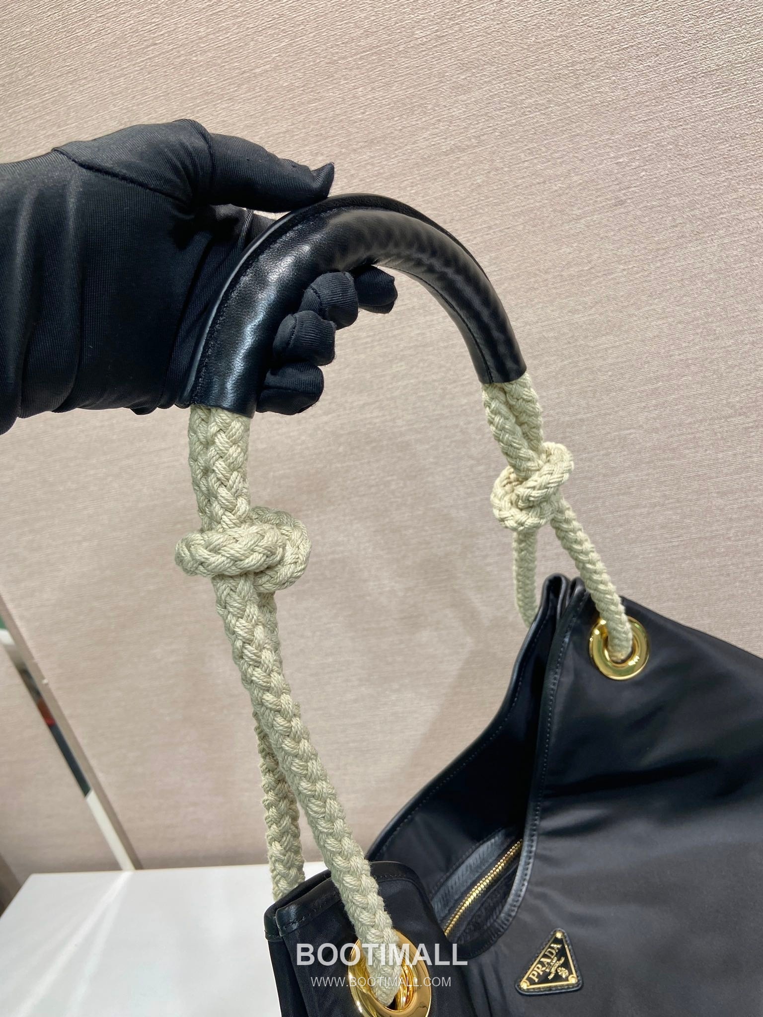 Prada Re-Nylon Oversize Tote Bag with Rope Handle Triangle Logo Detail 프라다 리나일론 로프 핸들 트라이앵글 로고 오버사이즈 토트백 1BC244 48cm 16