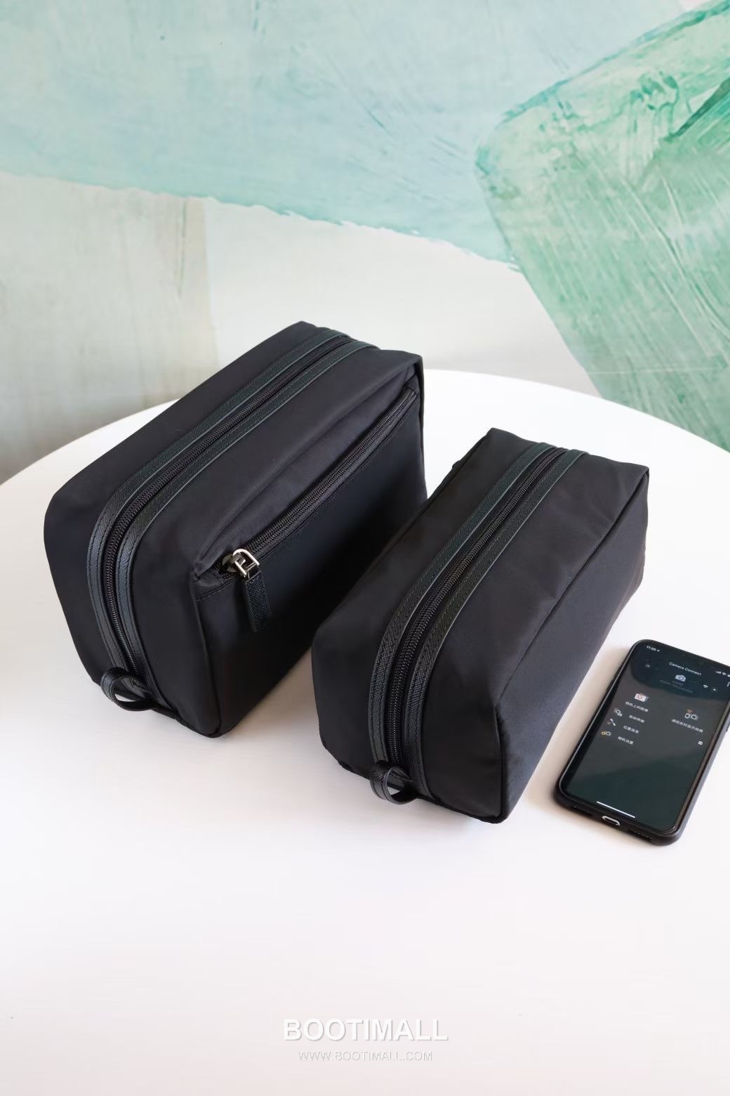 Prada Parachute Nylon Pouch with Triangle Logo Double Zip Pocket Detail 프라다 패러슈트 나일론 트라이앵글 로고 더블 집 포켓 파우치 2NA029 26cm 8