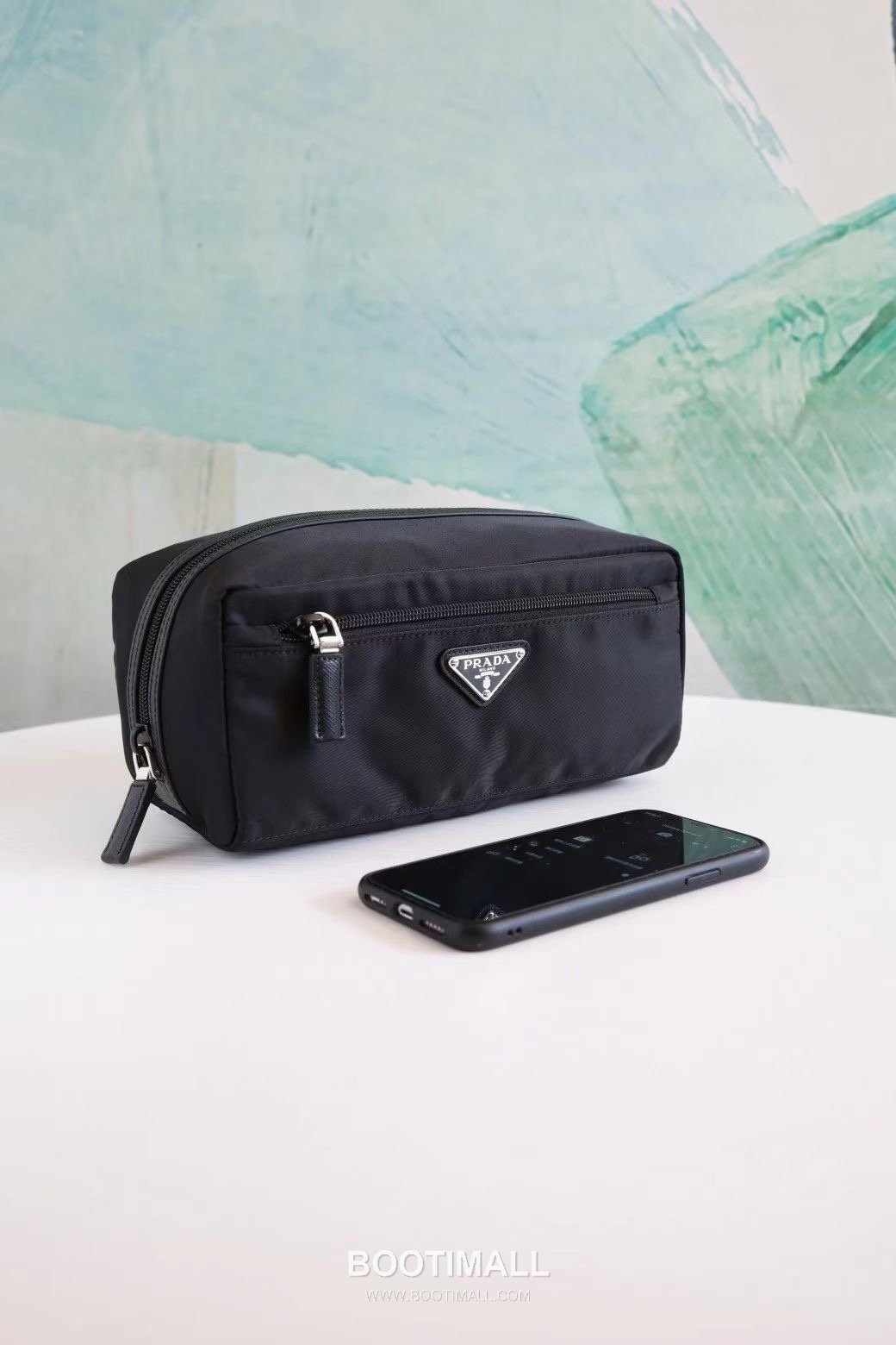 Prada Parachute Nylon Pouch with Calfskin Trim Triangle Logo Zip Pocket Detail 프라다 패러슈트 나일론 카프스킨 트림 트라이앵글 로고 집 포켓 파우치 2NA028 23cm 2