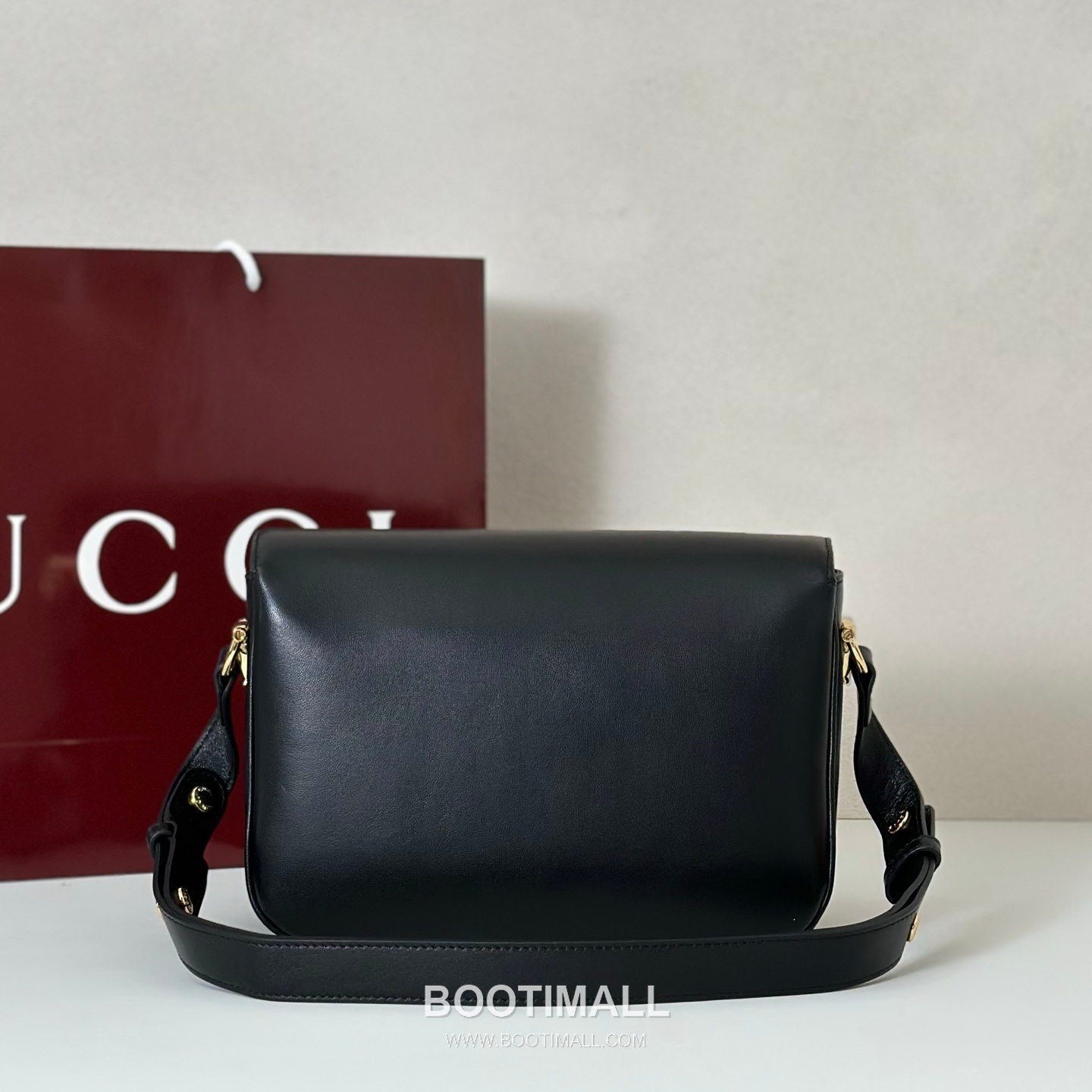 Gucci GG Supreme Canvas Clutch Bag with Leather Trim Zip Detail 구찌 GG 수프림 캔버스 레더 트림 집 클러치백 847063 26cm 3
