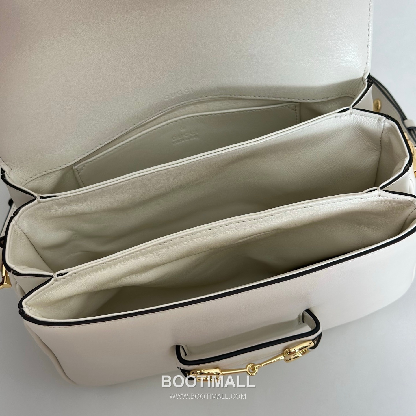 Gucci GG Supreme Canvas Clutch Bag with Leather Trim Zip Detail 구찌 GG 수프림 캔버스 레더 트림 집 클러치백 847063 26cm 8