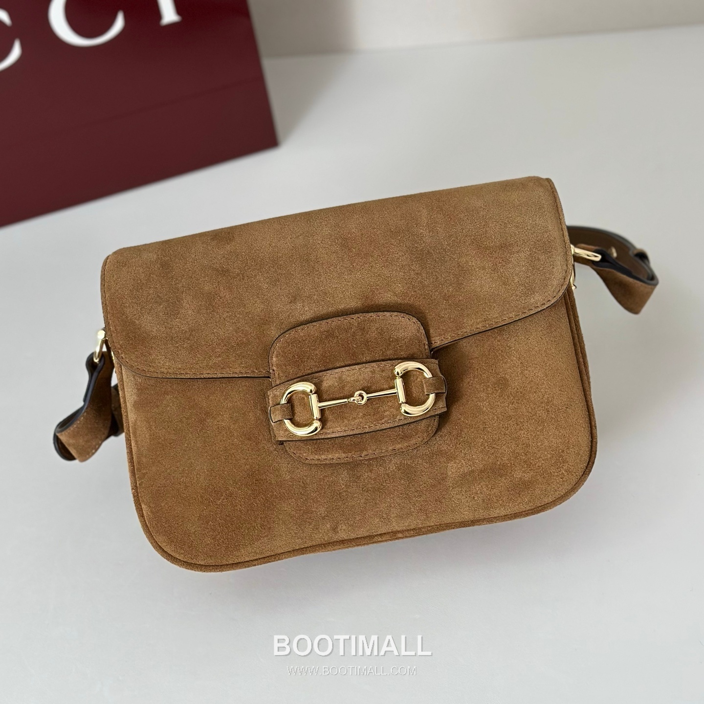 Gucci Suede Clutch Bag with Leather Trim Zip Detail 구찌 스웨이드 레더 트림 집 클러치백 847063 26cm 5