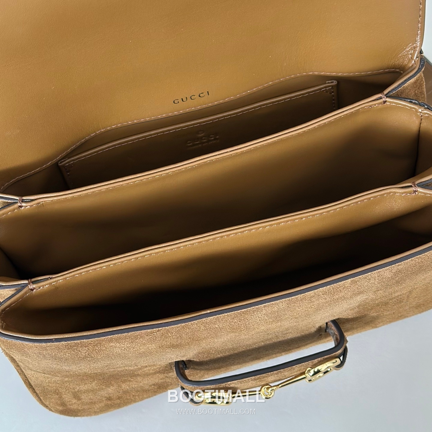 Gucci Suede Clutch Bag with Leather Trim Zip Detail 구찌 스웨이드 레더 트림 집 클러치백 847063 26cm 8