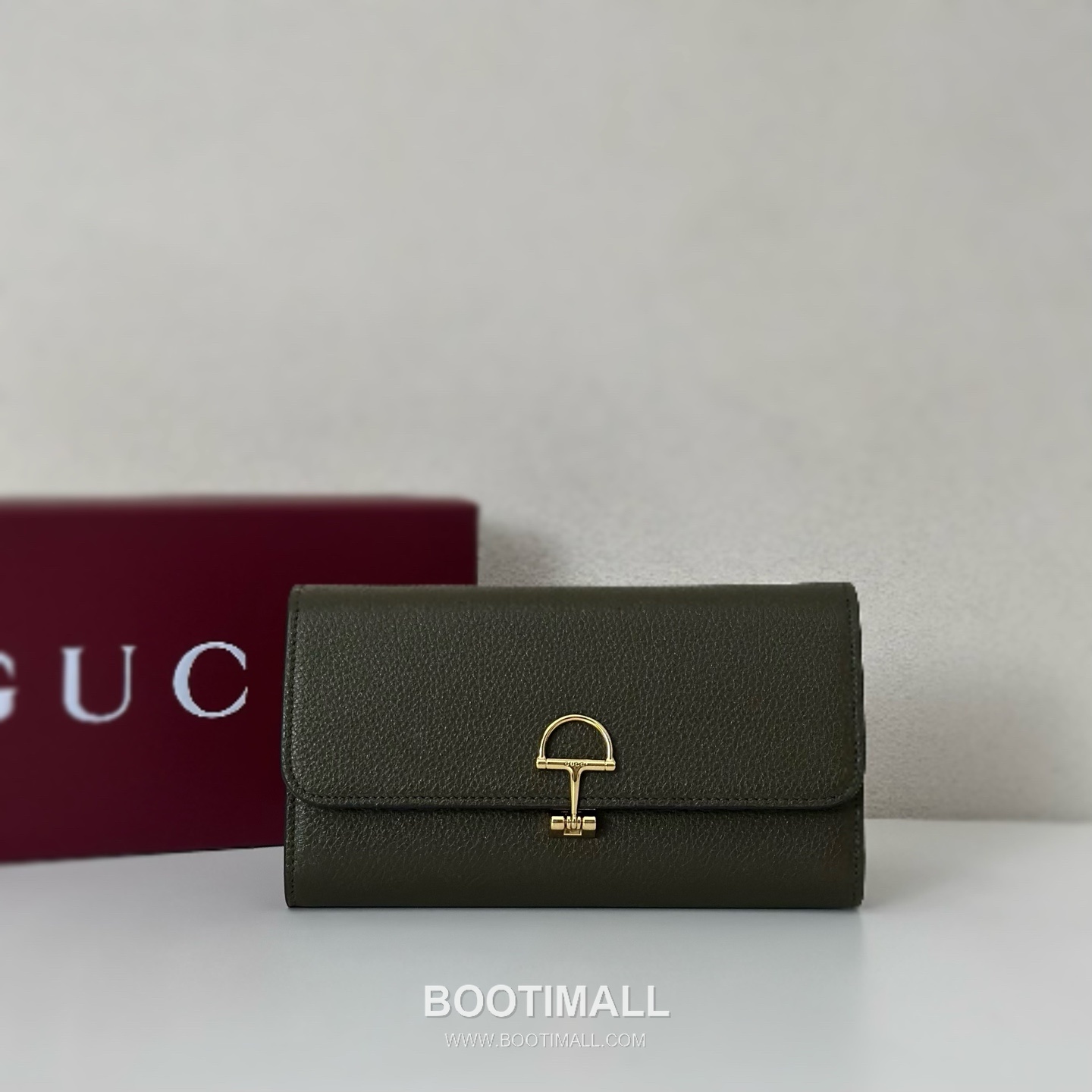 Gucci GG Supreme Canvas Wallet with Leather Trim Zip Detail 구찌 GG 수프림 캔버스 레더 트림 집 월렛 828147 19cm 1