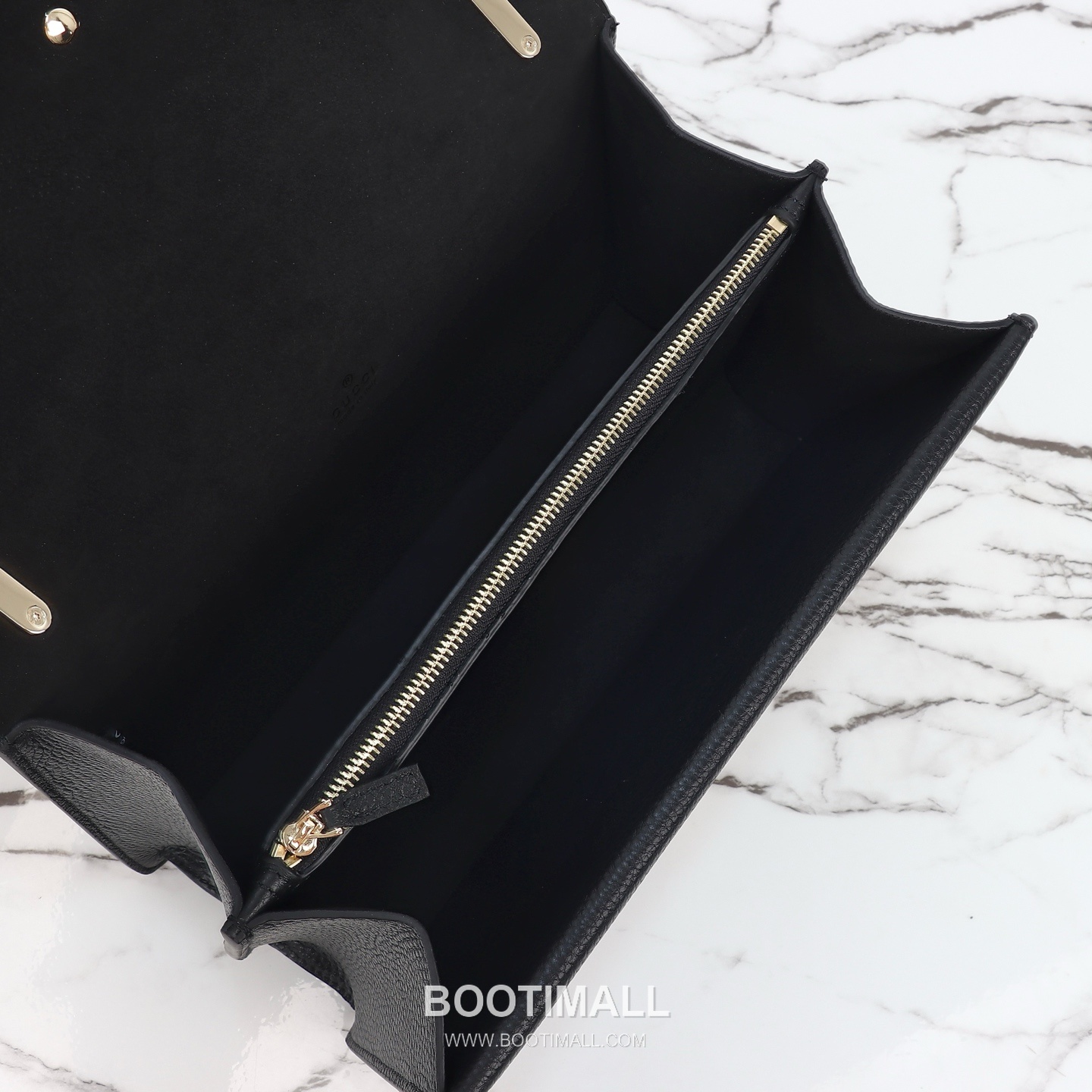 Gucci Calfskin Shoulder Bag with Leather Strap Zip Detail 구찌 카프스킨 레더 스트랩 집 숄더백 795005 28cm 9