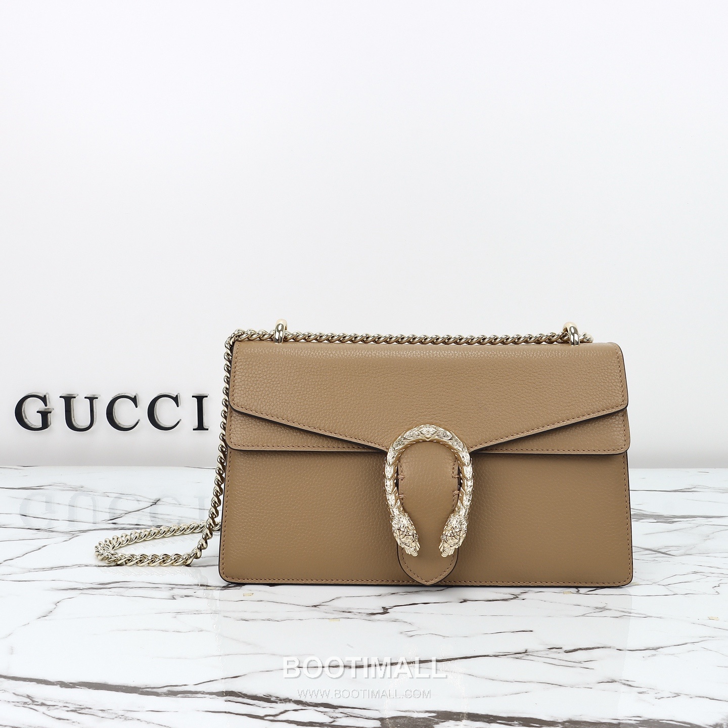 Gucci Calfskin Shoulder Bag with Leather Strap Zip Detail 구찌 카프스킨 레더 스트랩 집 숄더백 795005 28cm 1