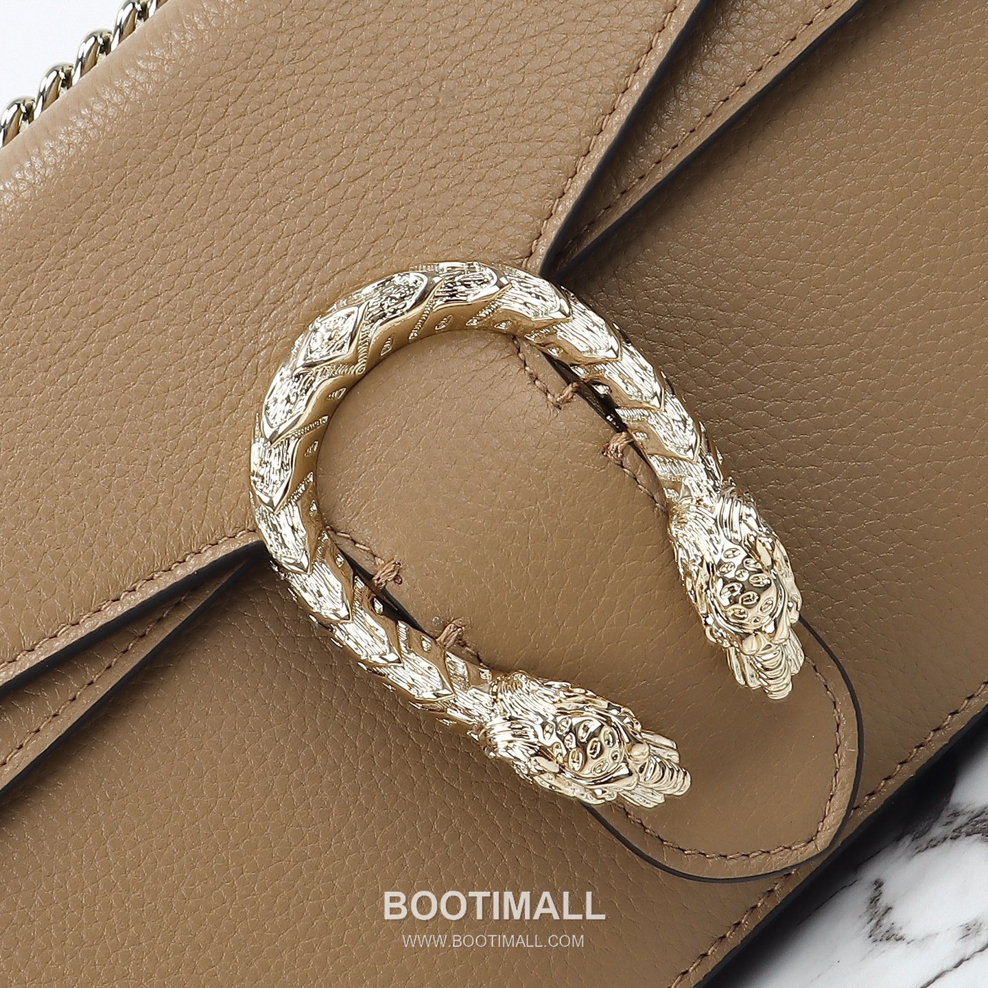 Gucci Calfskin Shoulder Bag with Leather Strap Zip Detail 구찌 카프스킨 레더 스트랩 집 숄더백 795005 28cm 4