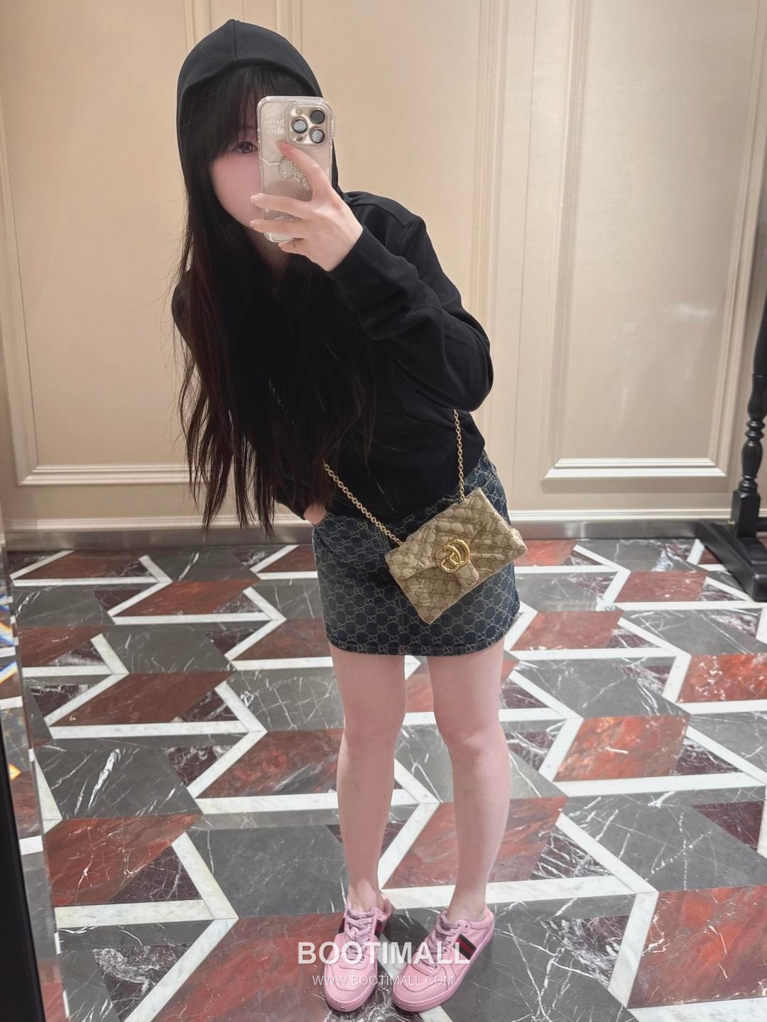 Gucci GG Canvas Crossbody Bag with Leather Trim Strap Zip Detail 구찌 GG 캔버스 레더 트림 스트랩 집 크로스바디백 867360 18.5cm 3