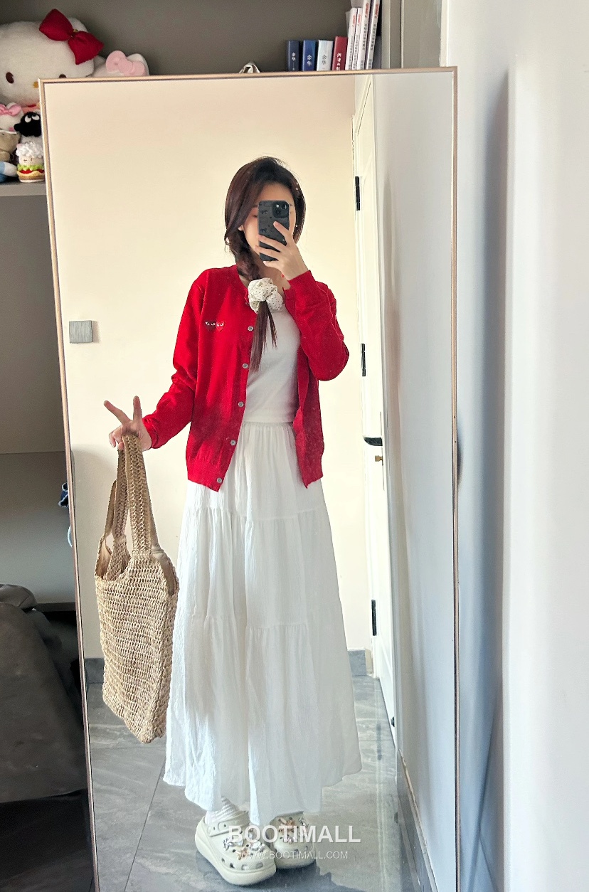 Comme des Garçons PLAY Double Heart Patch Wool Knit Cardigan Embroidered Logo 꼼데가르송플레이 더블하트 패치 울 니트 가디건 31177 2