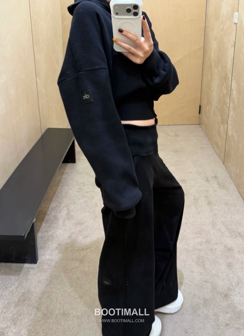 Alo Yoga High Waist Knit Wide Leg Sweatpants Fleece Patchwork Logo 알로요가 하이웨이스트 니트 와이드레그 스웨트팬츠 플리스 로고 10026 3