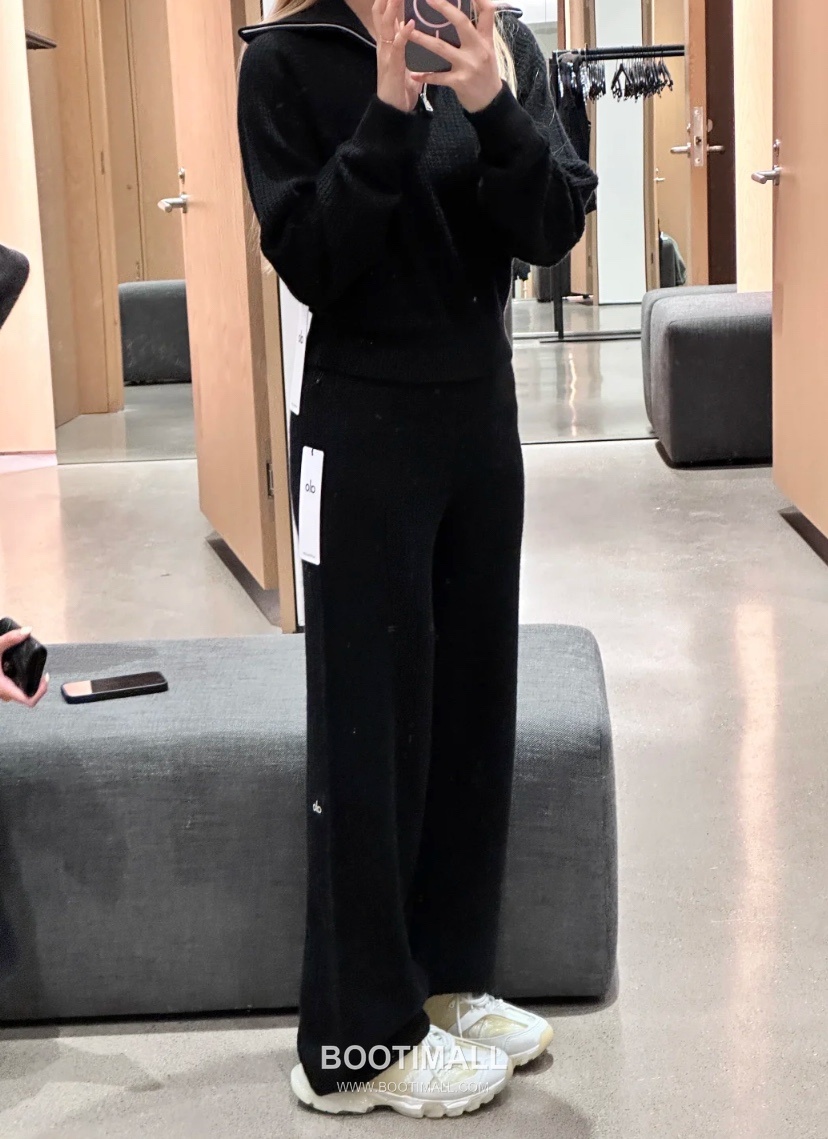 Alo Yoga High Waist Knit Wide Leg Sweatpants Fleece Patchwork Logo 알로요가 하이웨이스트 니트 와이드레그 스웨트팬츠 플리스 로고 10026 4