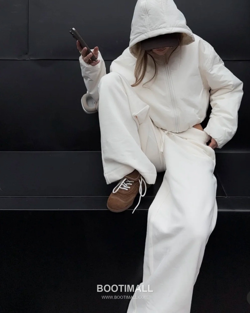 Alo Yoga High Waist Knit Wide Leg Sweatpants Fleece Patchwork Logo 알로요가 하이웨이스트 니트 와이드레그 스웨트팬츠 플리스 로고 10026 5