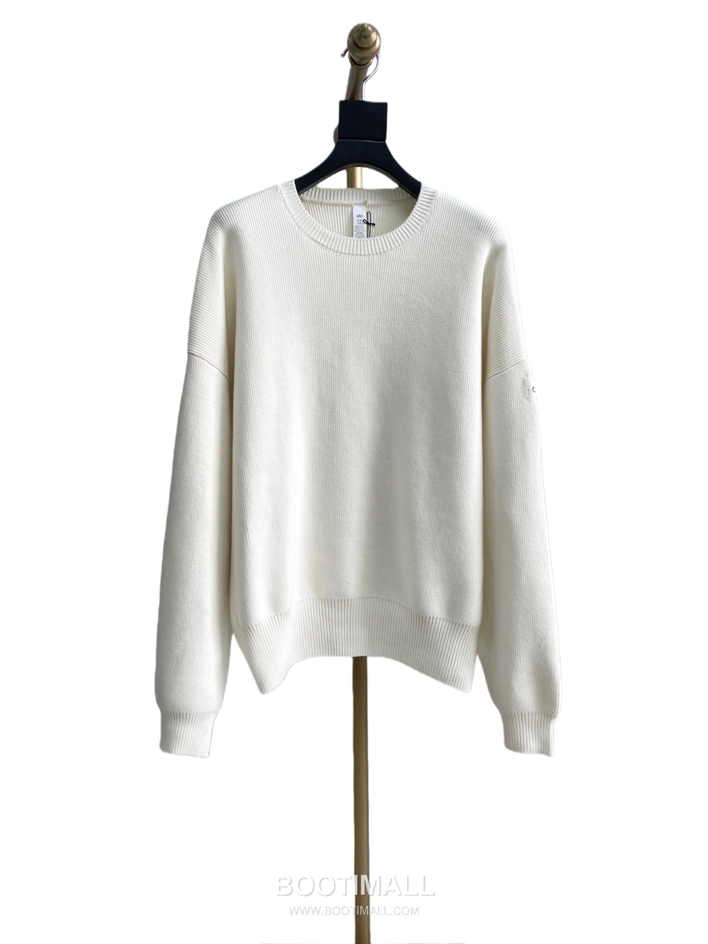 Alo Yoga Arm Logo Knit Sweater Crewneck Loose Fit Polyester 알로요가 암 로고 니트 스웨터 크루넥 루즈핏 폴리에스터 60107 1