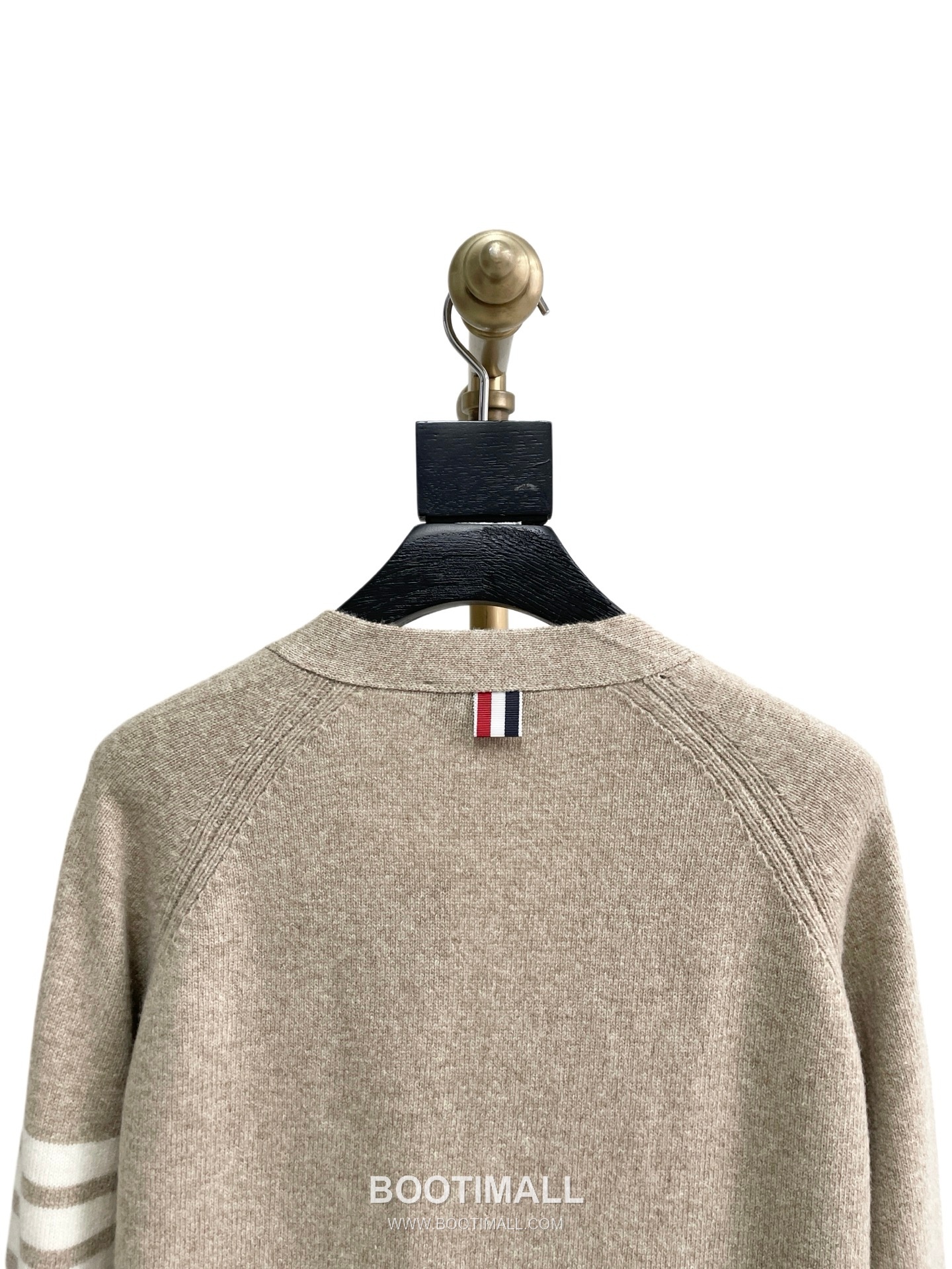 Thom Browne 4 Bar Stripe Wool Knit Cardigan V Neck Button 톰브라운 4바 스트라이프 울 니트 가디건 V넥 버튼 60102 13