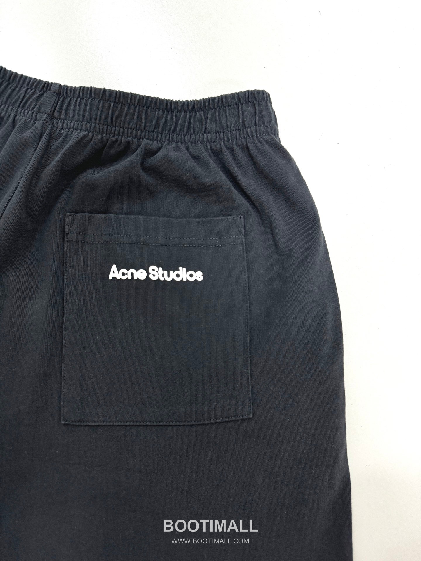 Acne Studios Washed Denim Shorts Logo Print Distressed 아크네스튜디오 워싱 데님 쇼츠 로고 프린트 디스트레스 31082 4