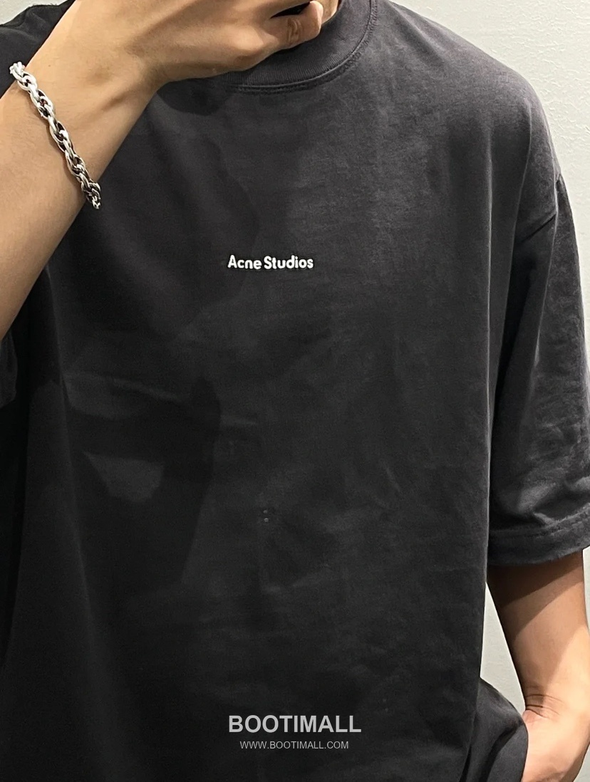 Acne Studios Logo Print Cotton T-Shirt Crewneck Short Sleeve 아크네스튜디오 로고 프린트 코튼 크루넥 반팔 티셔츠 50005 2