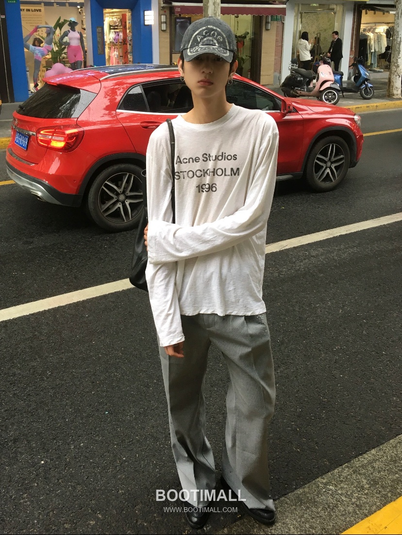 Acne Studios 1996 Distressed Logo Print Cotton T-Shirt Crewneck Long Sleeve 아크네스튜디오 1996 디스트레스 로고 프린트 코튼 크루넥 롱슬리브 티셔츠 7