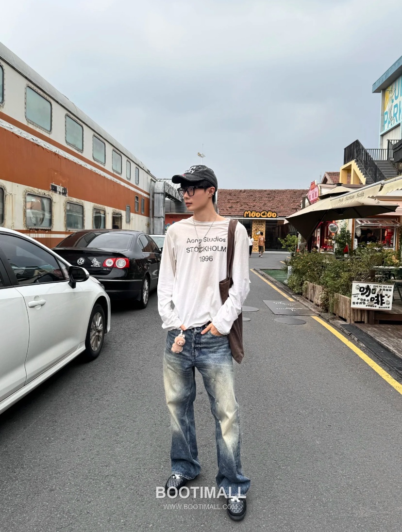 Acne Studios 1996 Distressed Logo Print Cotton T-Shirt Crewneck Long Sleeve 아크네스튜디오 1996 디스트레스 로고 프린트 코튼 크루넥 롱슬리브 티셔츠 8