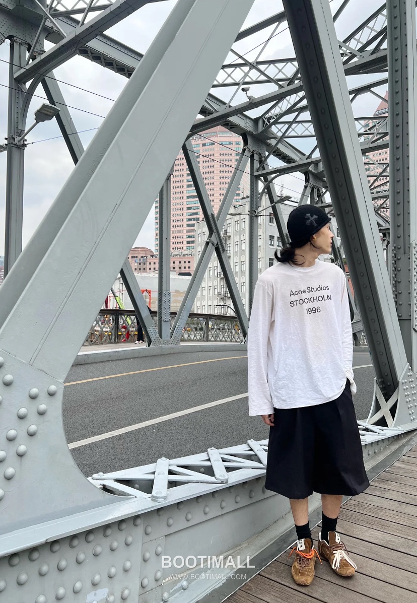 Acne Studios 1996 Distressed Logo Print Cotton T-Shirt Crewneck Long Sleeve 아크네스튜디오 1996 디스트레스 로고 프린트 코튼 크루넥 롱슬리브 티셔츠 9