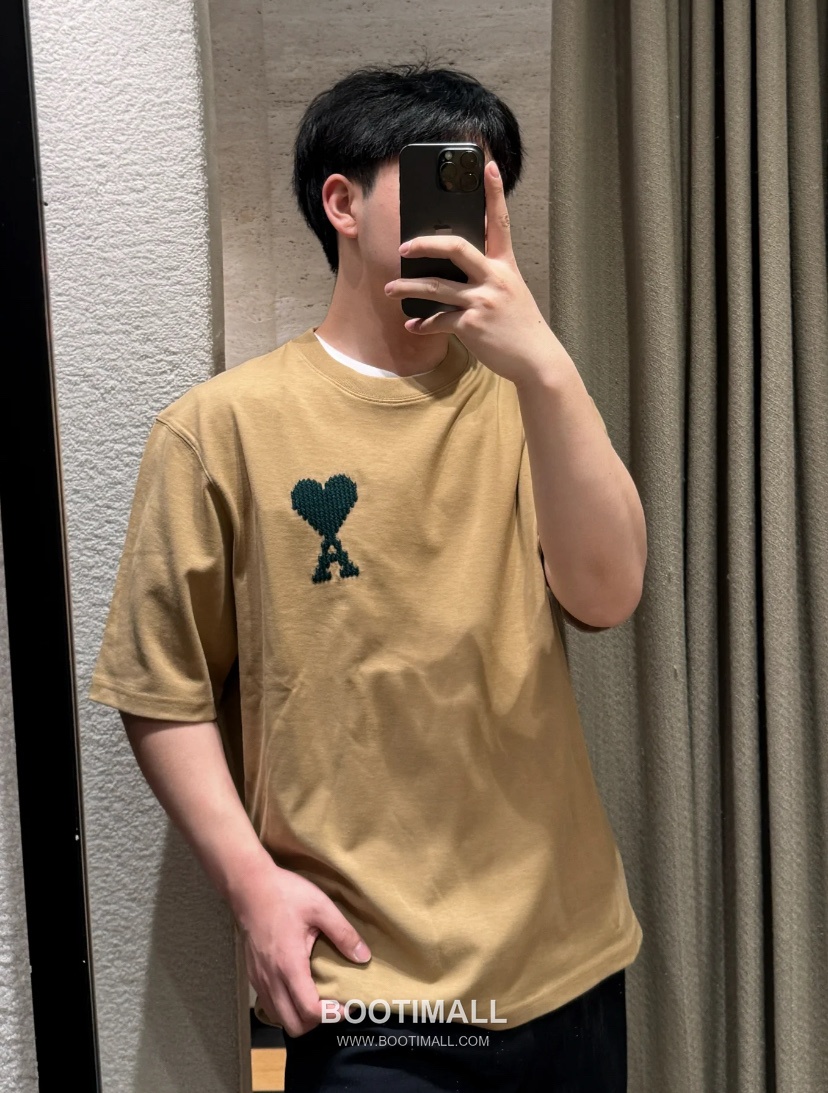 AMI Paris Embroidered Big Heart Logo Cotton T-Shirt Crewneck Short Sleeve 아미파리 빅하트 로고 자수 코튼 크루넥 반팔 티셔츠 60186 2