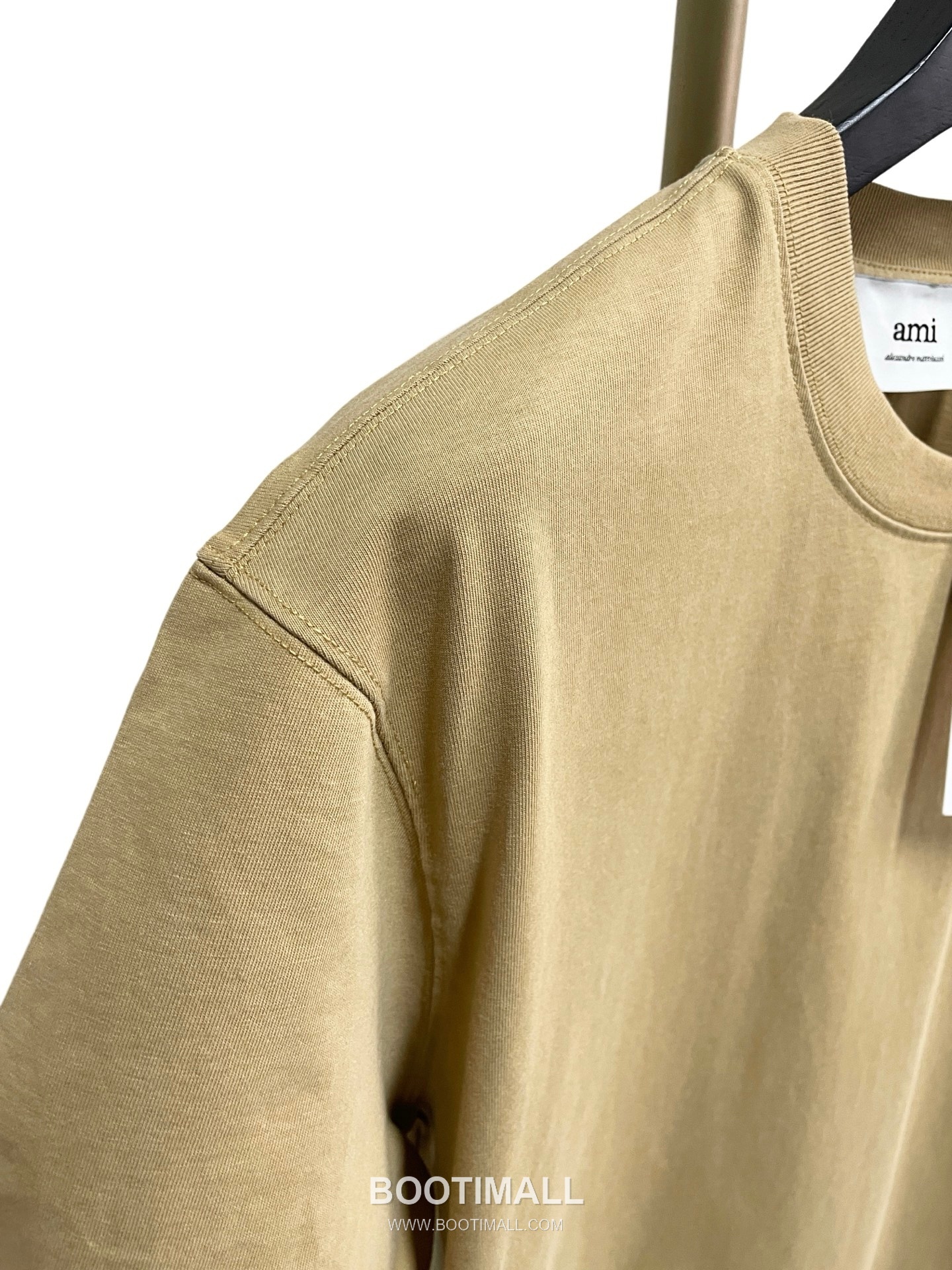 AMI Paris Embroidered Big Heart Logo Cotton T-Shirt Crewneck Short Sleeve 아미파리 빅하트 로고 자수 코튼 크루넥 반팔 티셔츠 60186 13