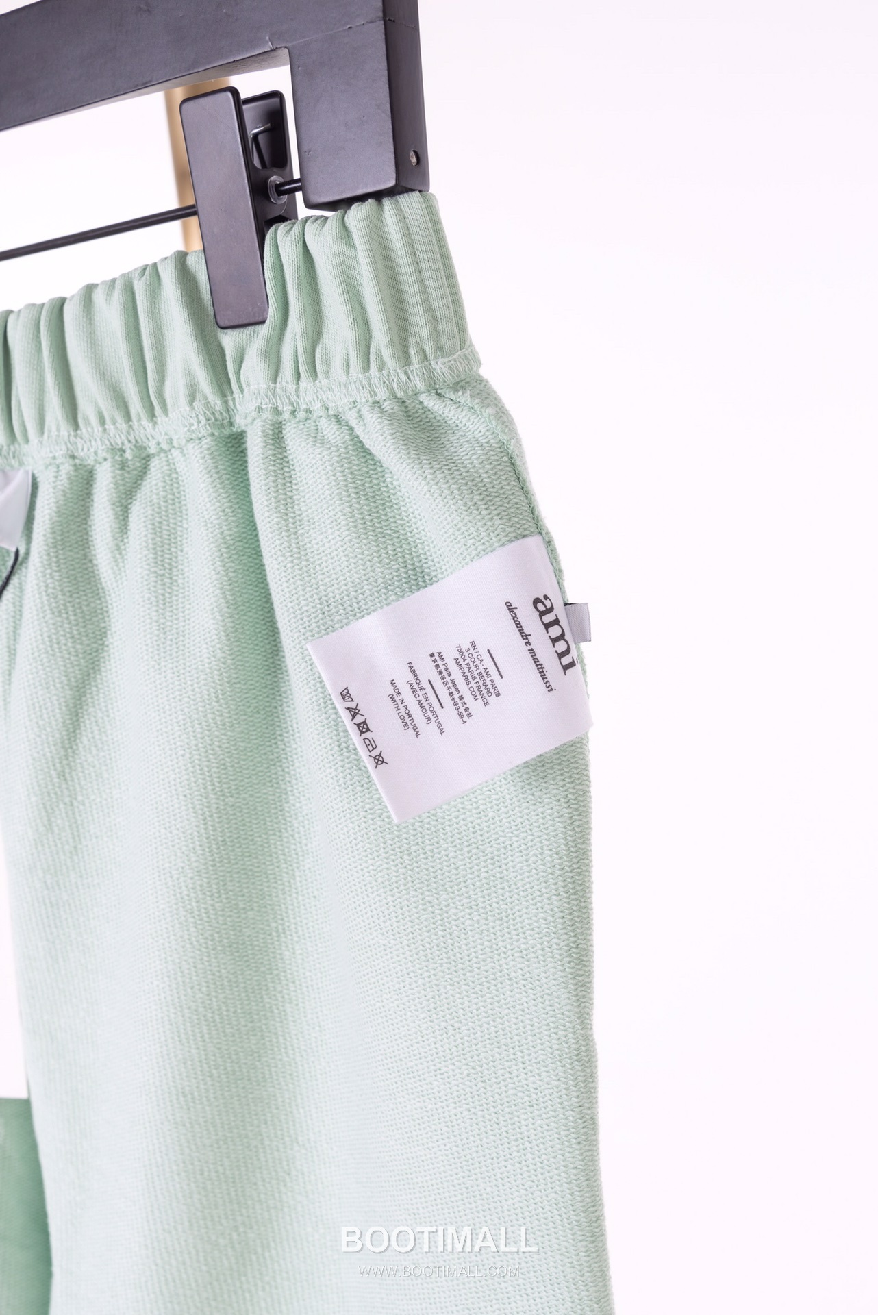 AMI Paris Embroidered Heart Logo Cotton Shorts Wide Fit 아미파리 하트 로고 자수 코튼 쇼츠 와이드핏 2516 8