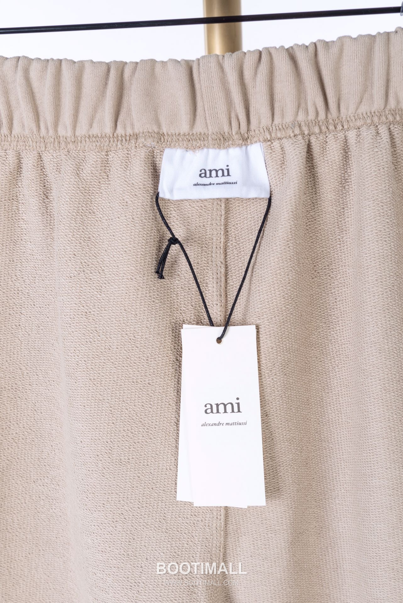 AMI Paris Embroidered Heart Logo Cotton Shorts Wide Fit 아미파리 하트 로고 자수 코튼 쇼츠 와이드핏 2516 7