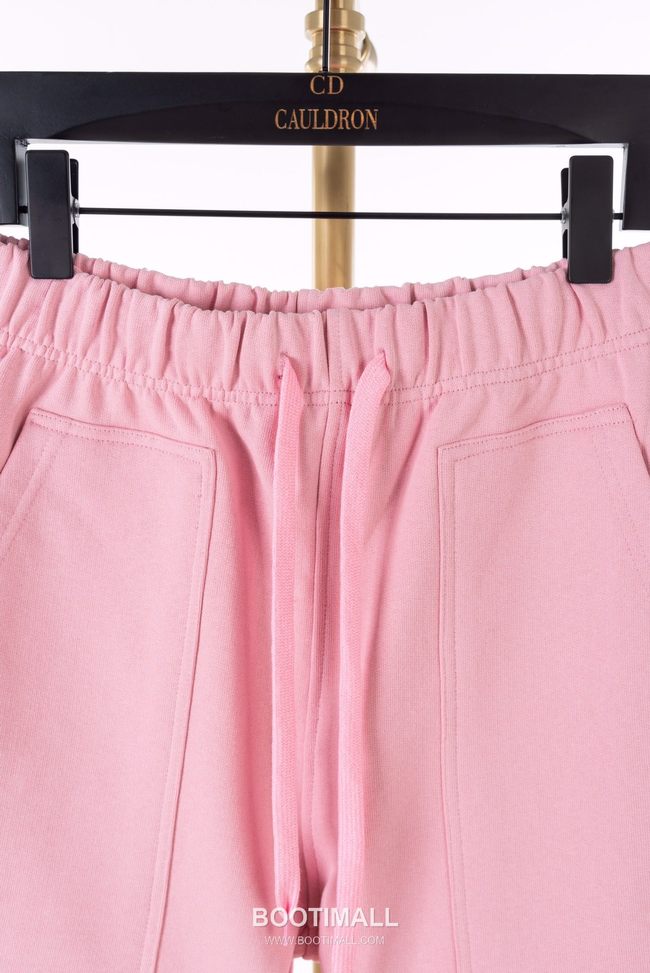 AMI Paris Embroidered Heart Logo Cotton Shorts Wide Fit 아미파리 하트 로고 자수 코튼 쇼츠 와이드핏 2516 3