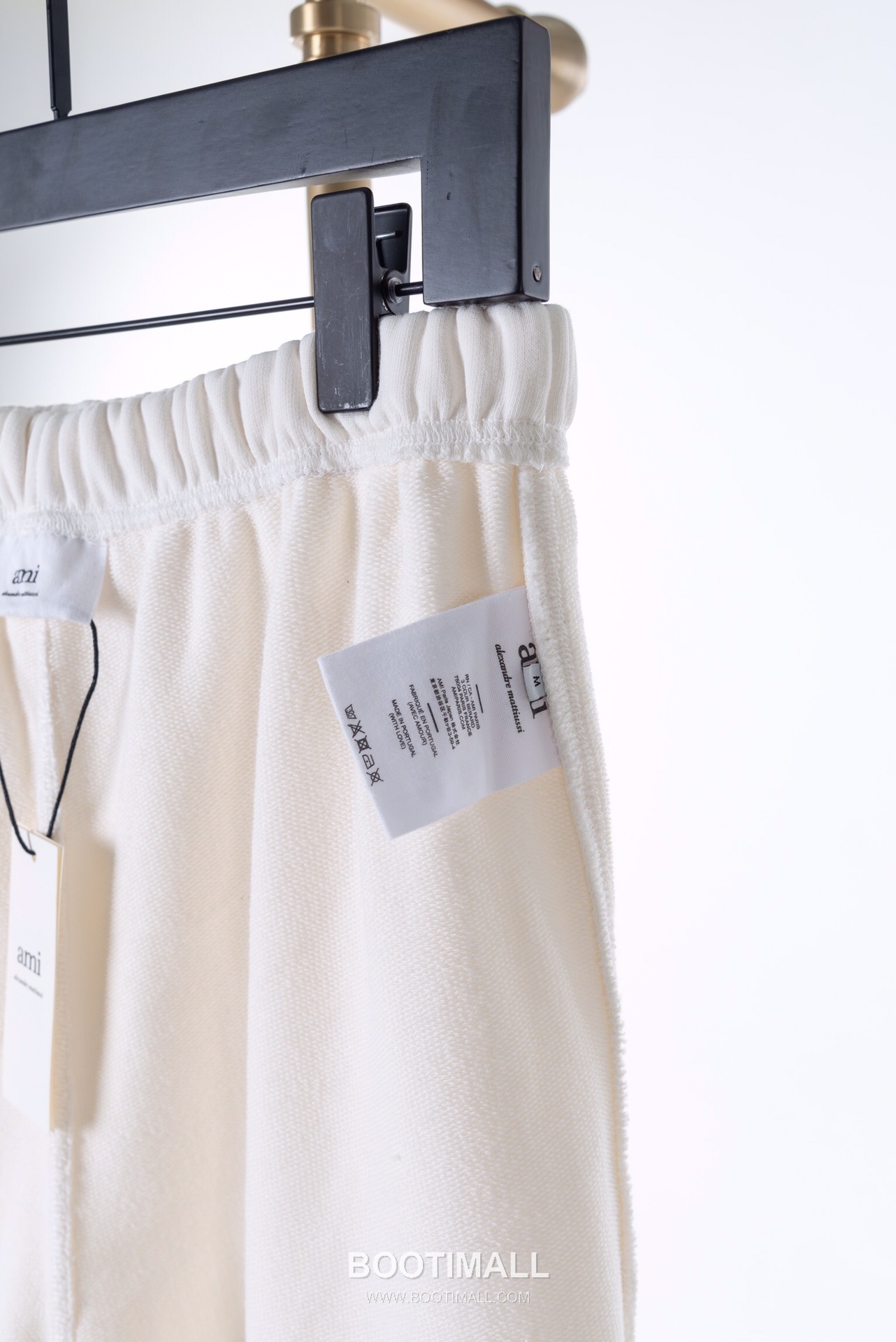 AMI Paris Embroidered Heart Logo Cotton Shorts Wide Fit 아미파리 하트 로고 자수 코튼 쇼츠 와이드핏 2516 8