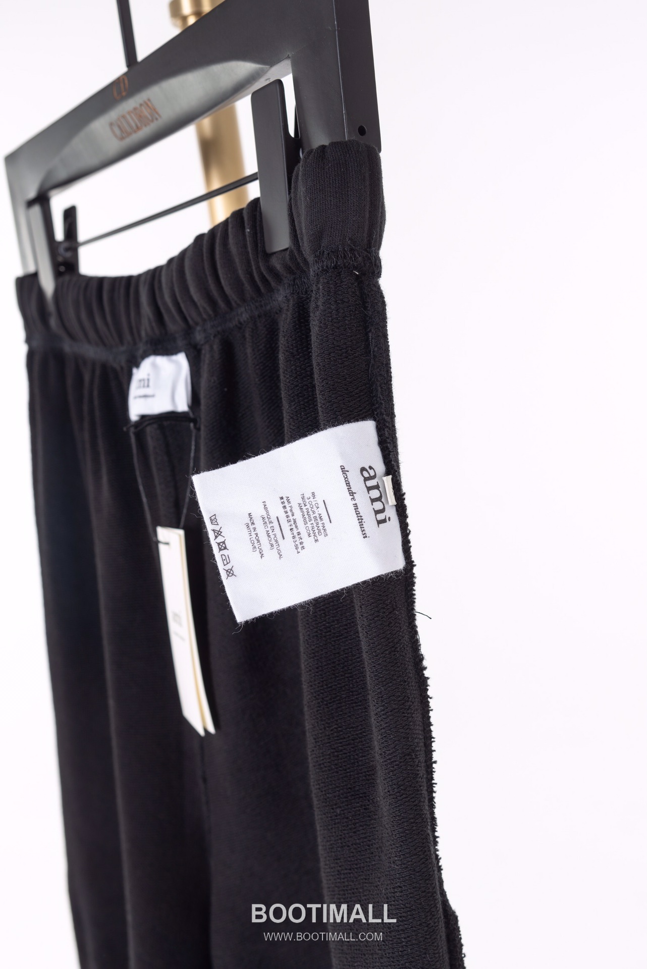 AMI Paris Embroidered Heart Logo Cotton Shorts Wide Fit 아미파리 하트 로고 자수 코튼 쇼츠 와이드핏 2516 8