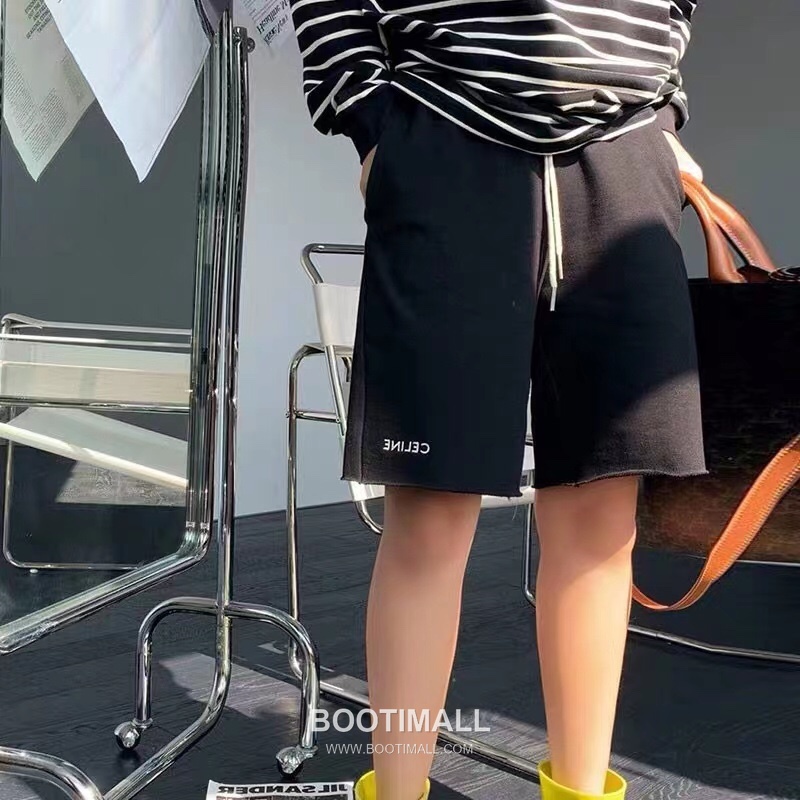 CELINE Embroidered Logo Cotton Shorts Casual Fit 셀린느 자수 로고 코튼 쇼츠 캐주얼핏 2556 9